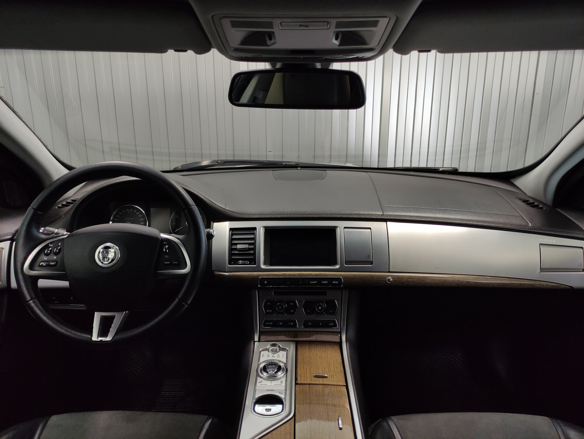 Jaguar XF, I Рестайлинг 2012 Jaguar XF, I Рестайлинг 2012