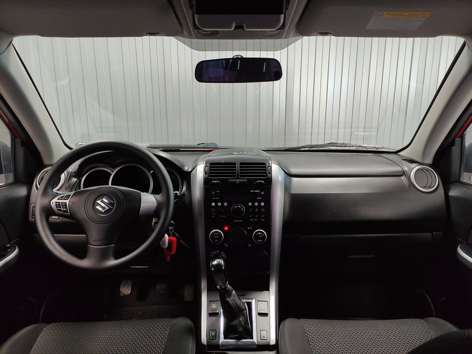 Suzuki Grand Vitara, II Рестайлинг 2011 Suzuki Grand Vitara, II Рестайлинг 2011