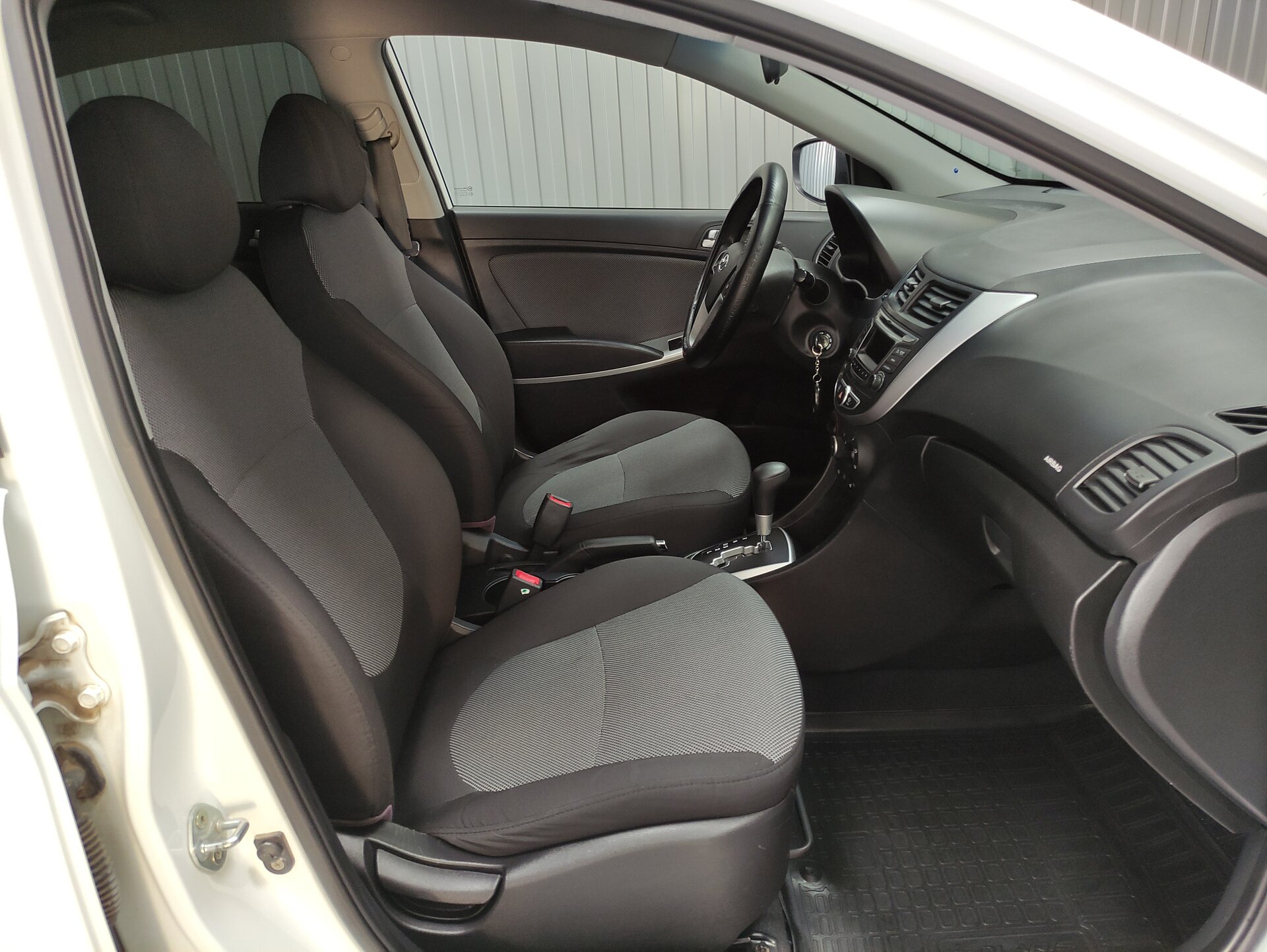 Hyundai Solaris, I 2012