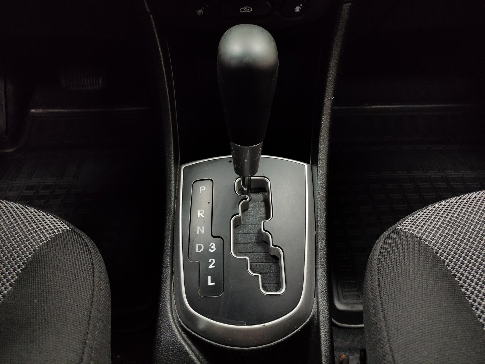 Hyundai Solaris, I 2012