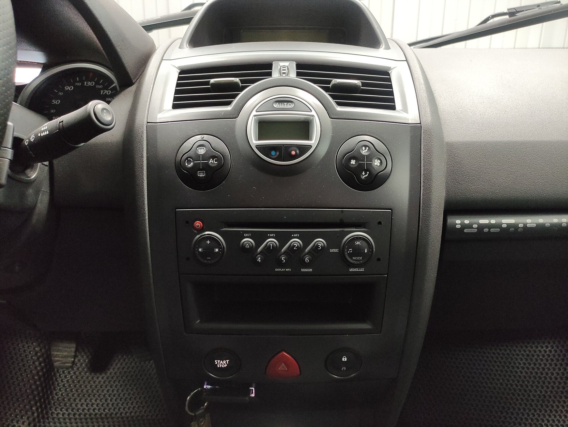 Renault Megane, II Рестайлинг 2008 Renault Megane, II Рестайлинг 2008