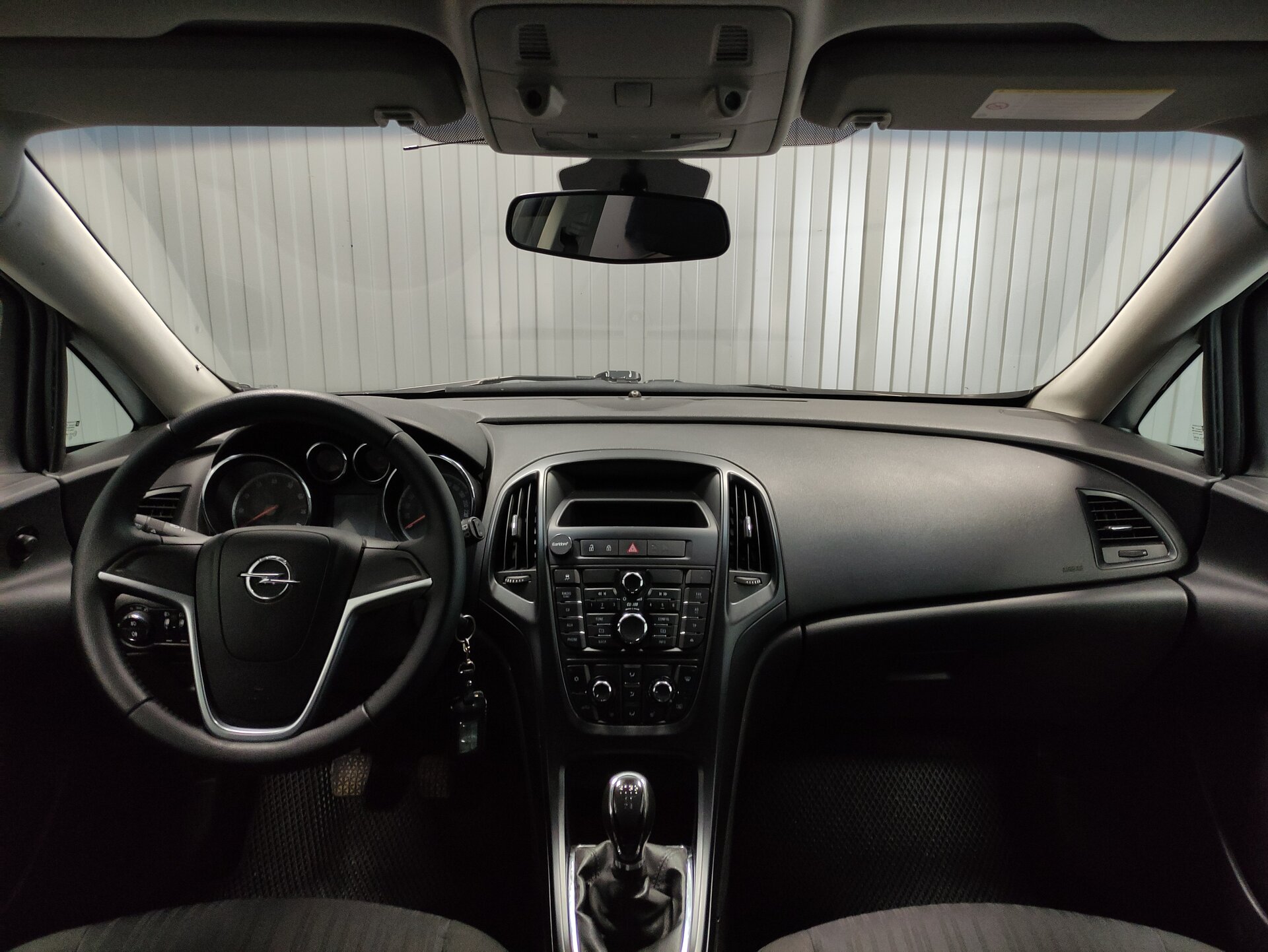 Opel Astra, J 2011 Opel Astra, J 2011