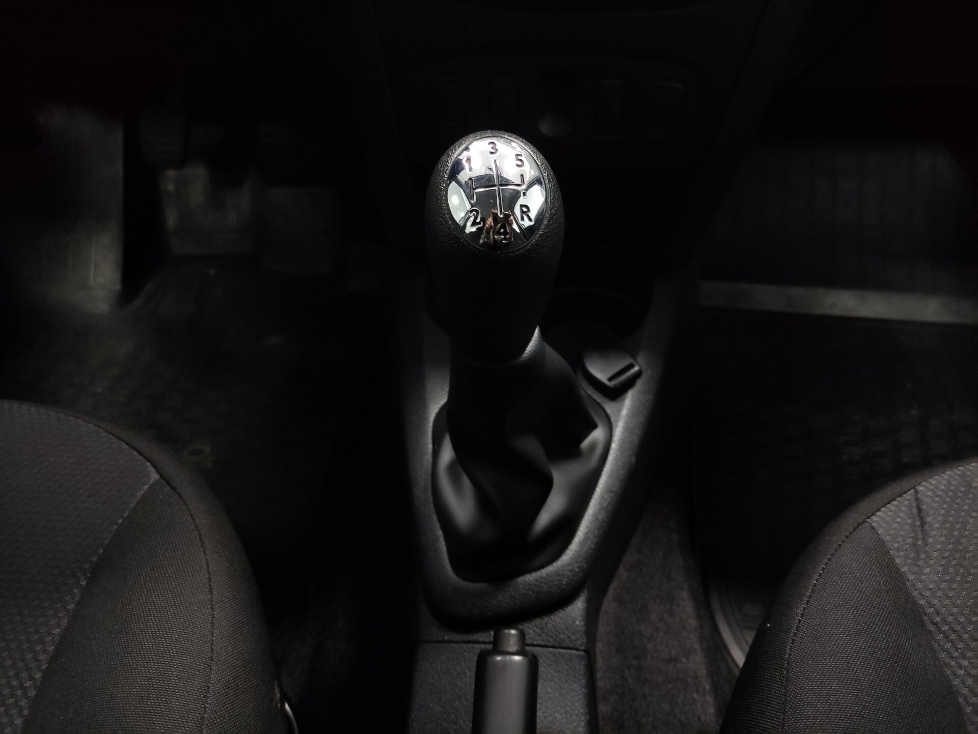 Renault Logan, II 2018 Renault Logan, II 2018