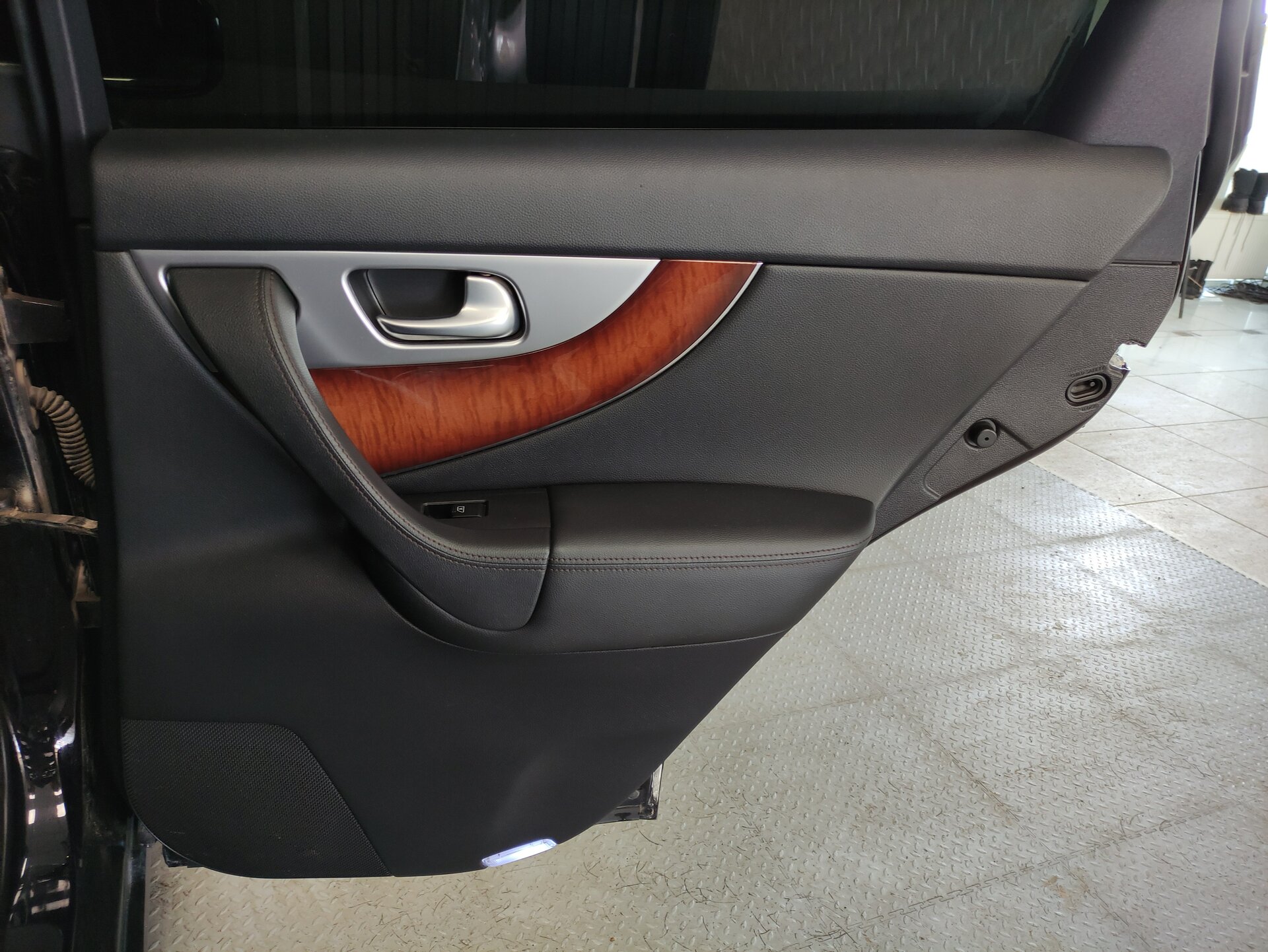 Infiniti FX, II (S51) Рестайлинг 2011 Infiniti FX, II (S51) Рестайлинг 2011