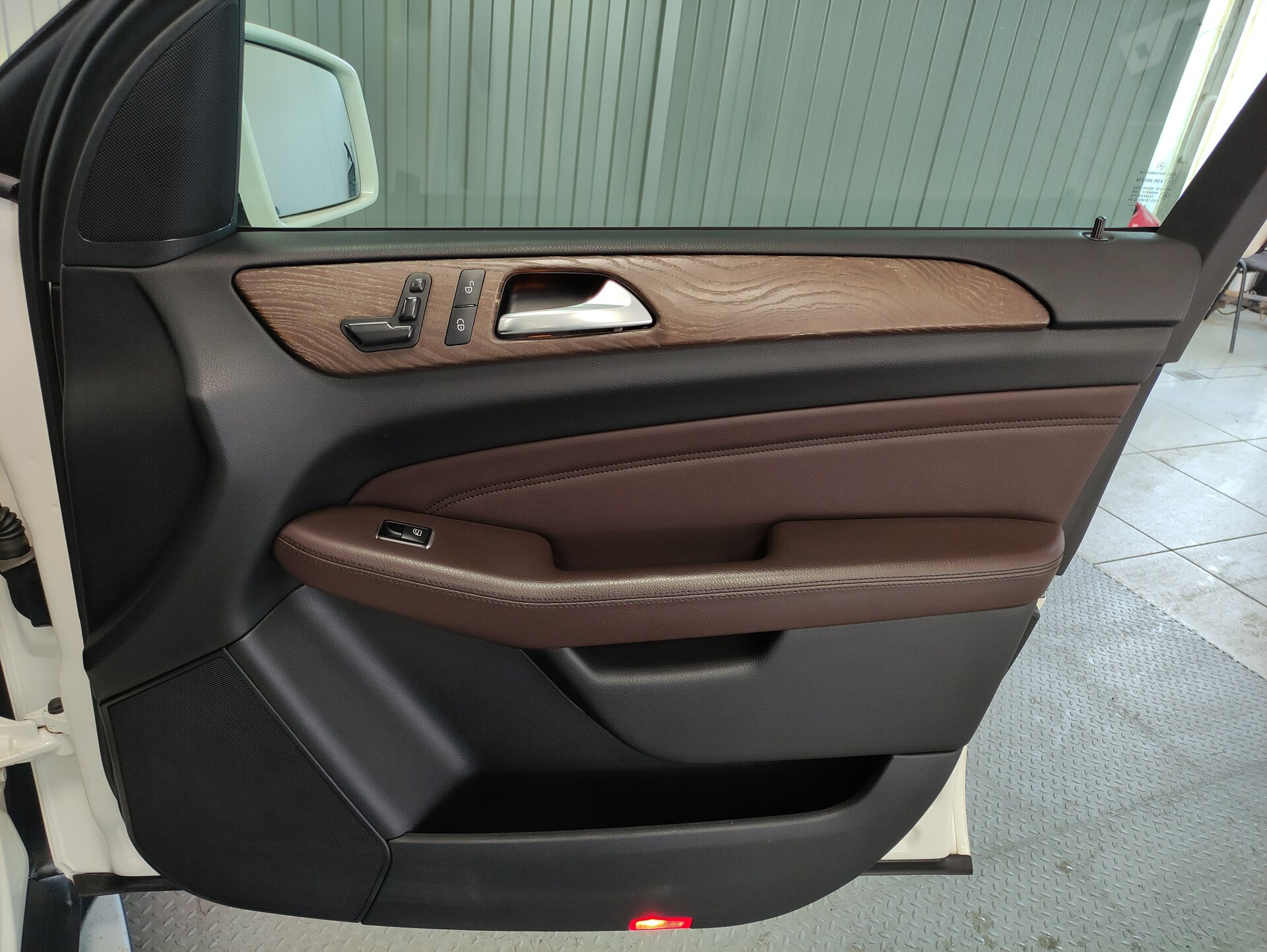 Mercedes-Benz M-Класс, III (W166) 2012 Mercedes-Benz M-Класс, III (W166) 2012