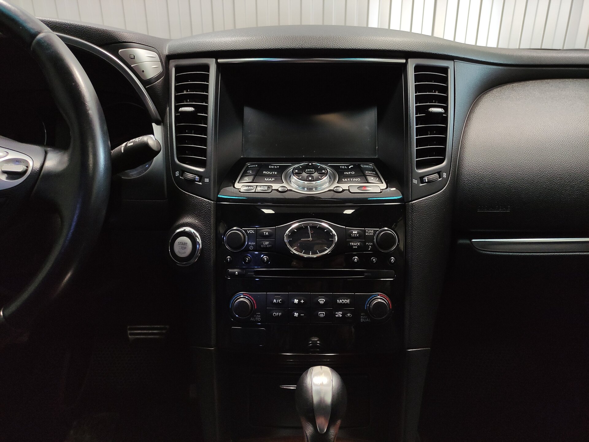 Infiniti FX, II (S51) Рестайлинг 2011 Infiniti FX, II (S51) Рестайлинг 2011