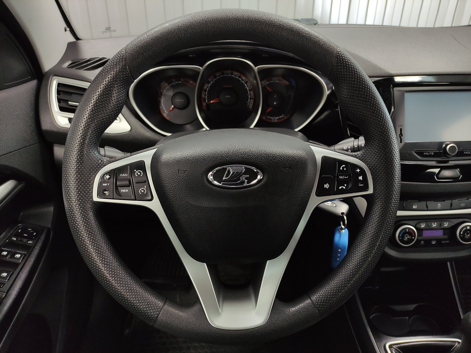 Lada (ВАЗ) Vesta, I 2018