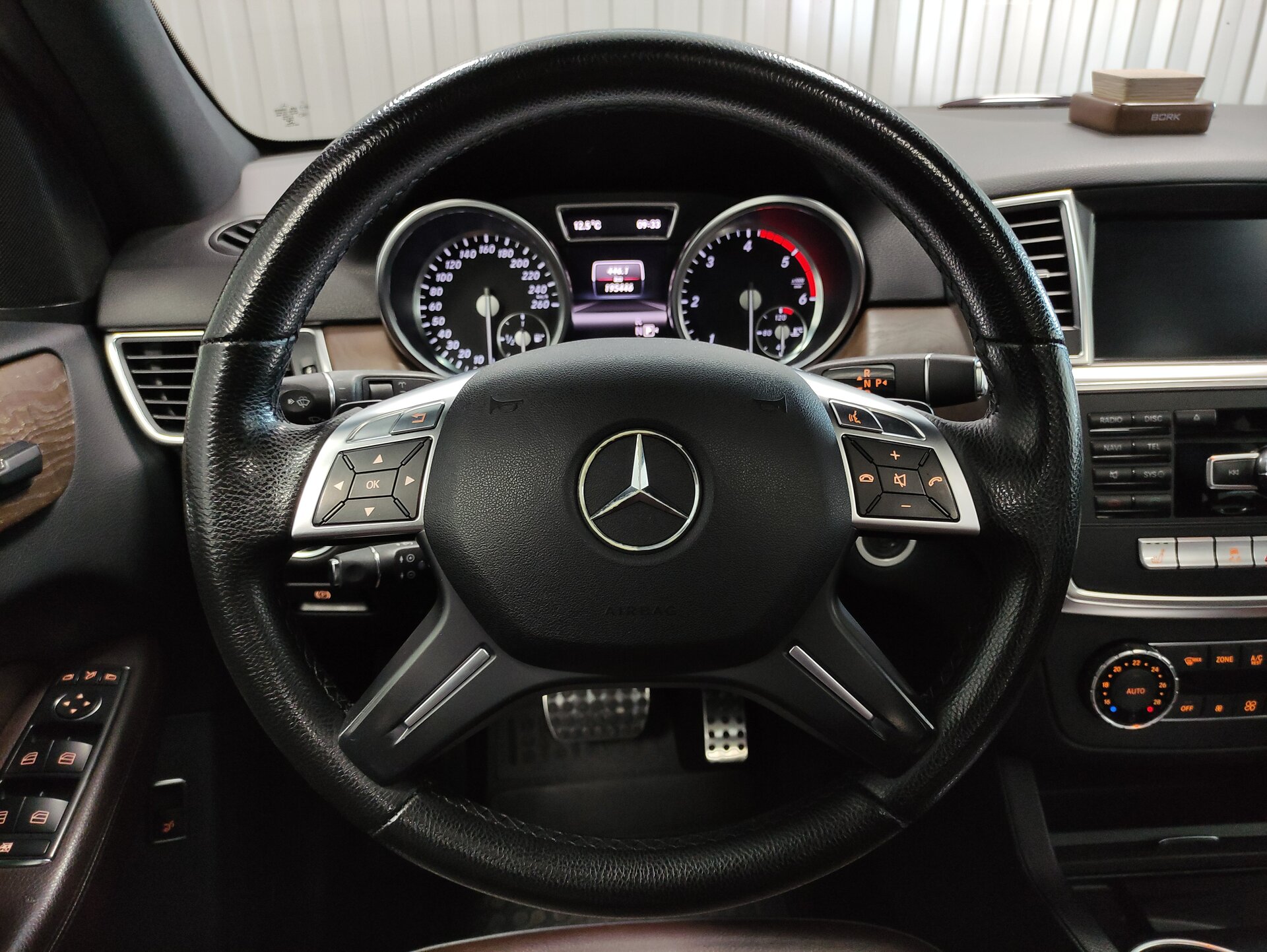 Mercedes-Benz M-Класс, III (W166) 2012 Mercedes-Benz M-Класс, III (W166) 2012