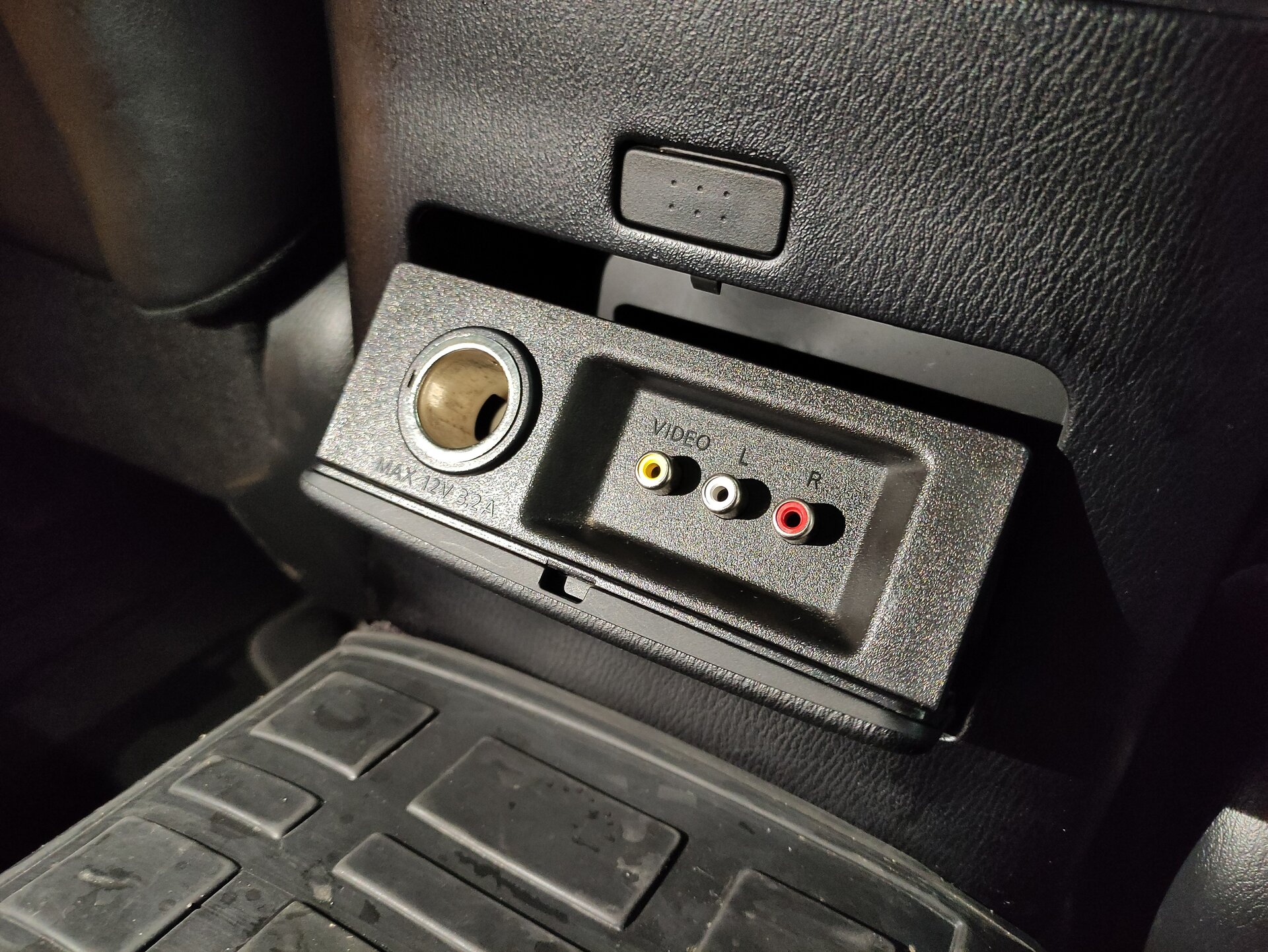 Infiniti M, IV 2012 Infiniti M, IV 2012