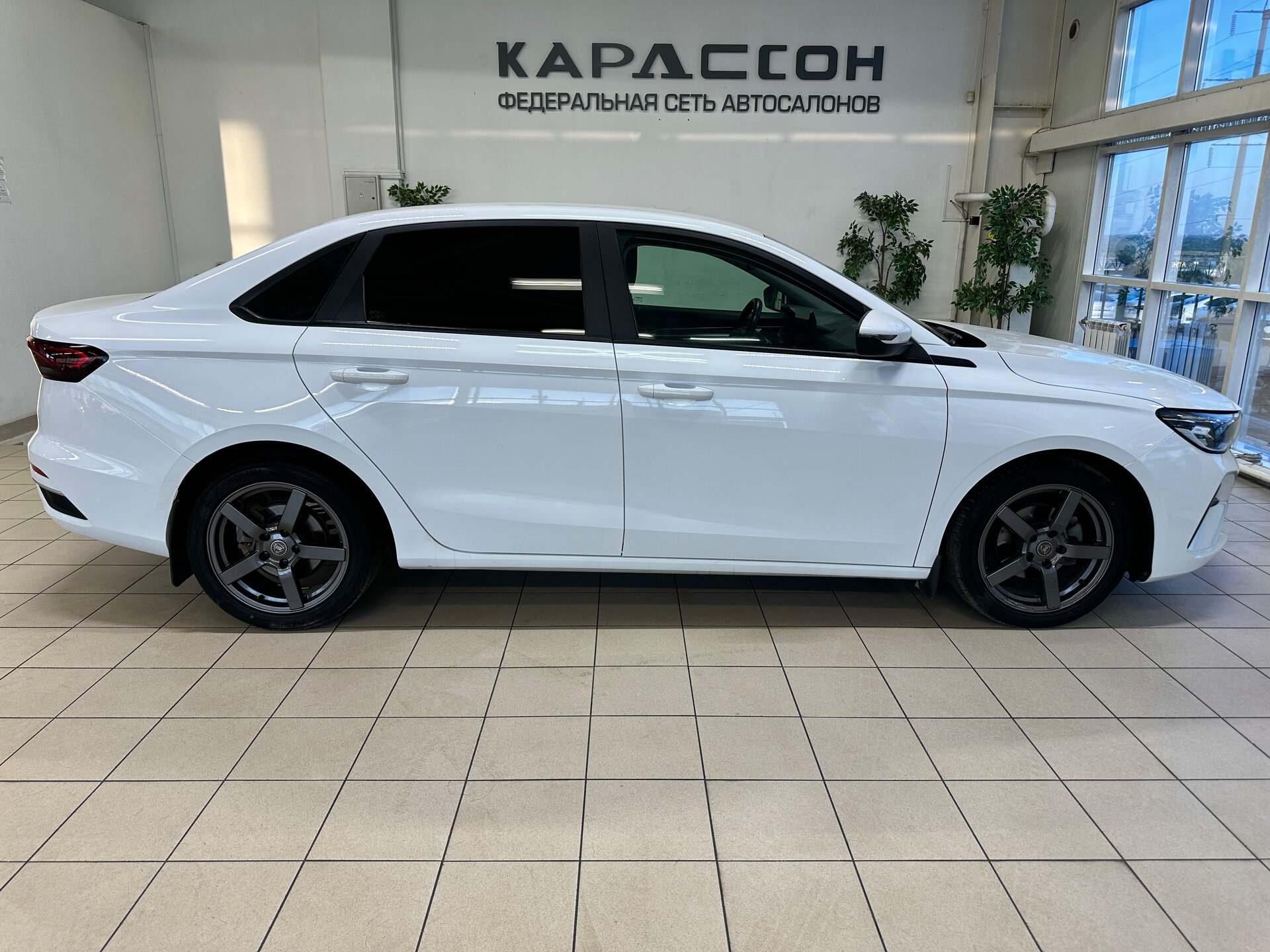 Geely Emgrand, II 2023