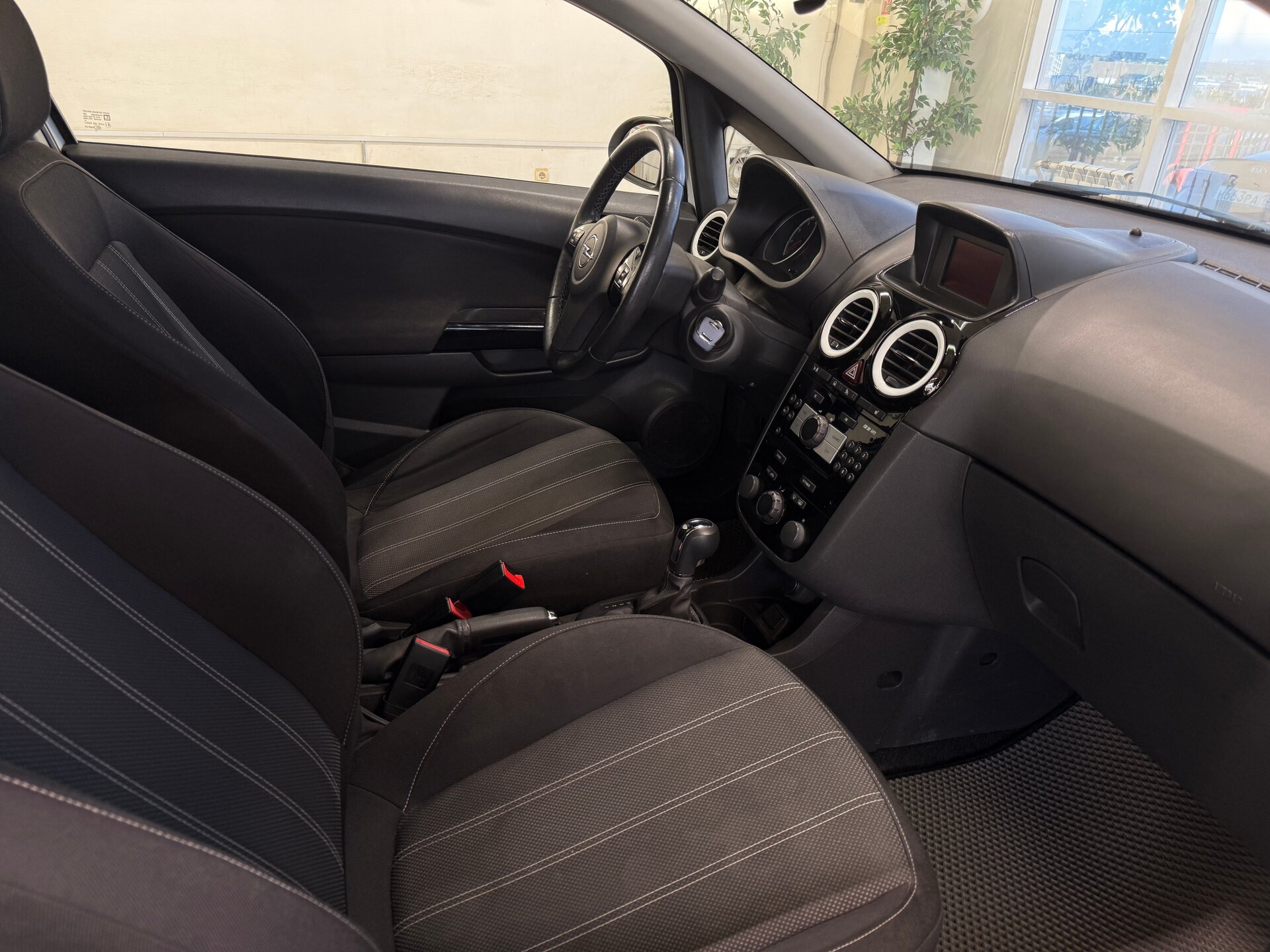 Opel Corsa, D Рестайлинг II 2012