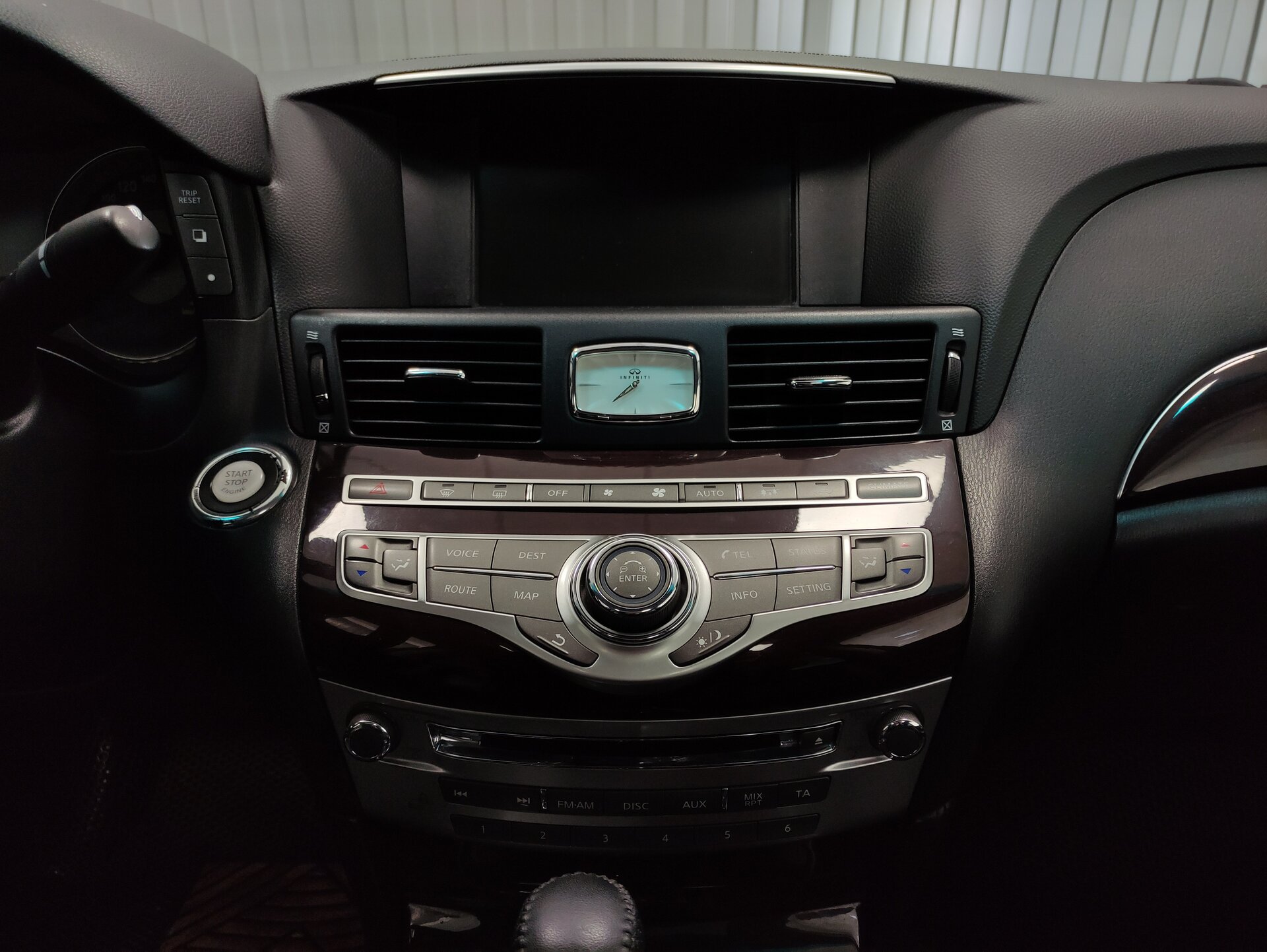 Infiniti M, IV 2012 Infiniti M, IV 2012