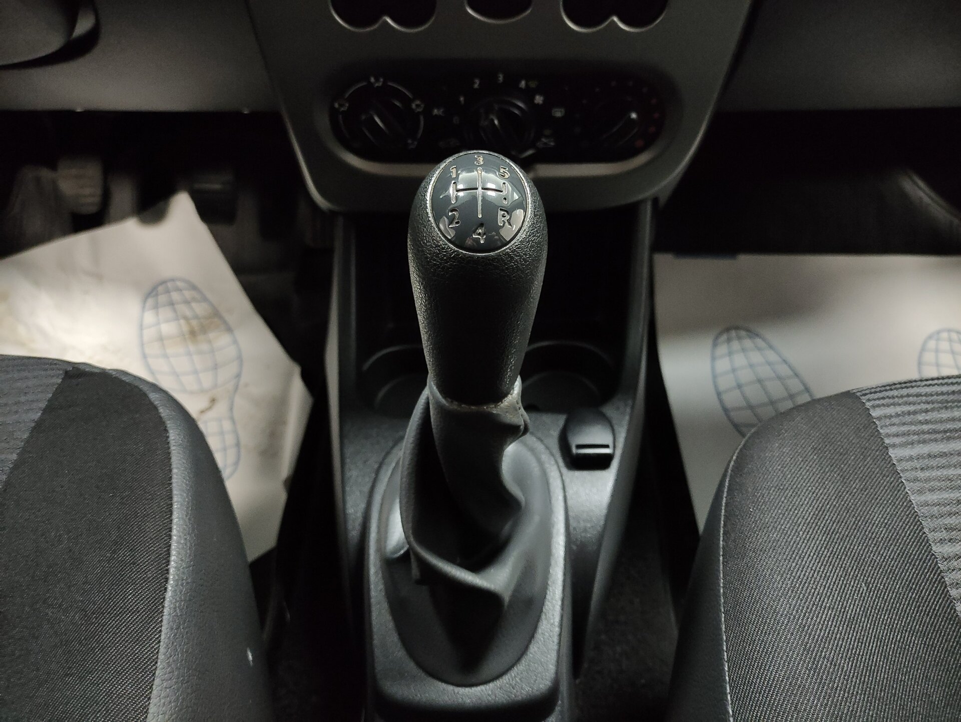 Renault Sandero, I 2014