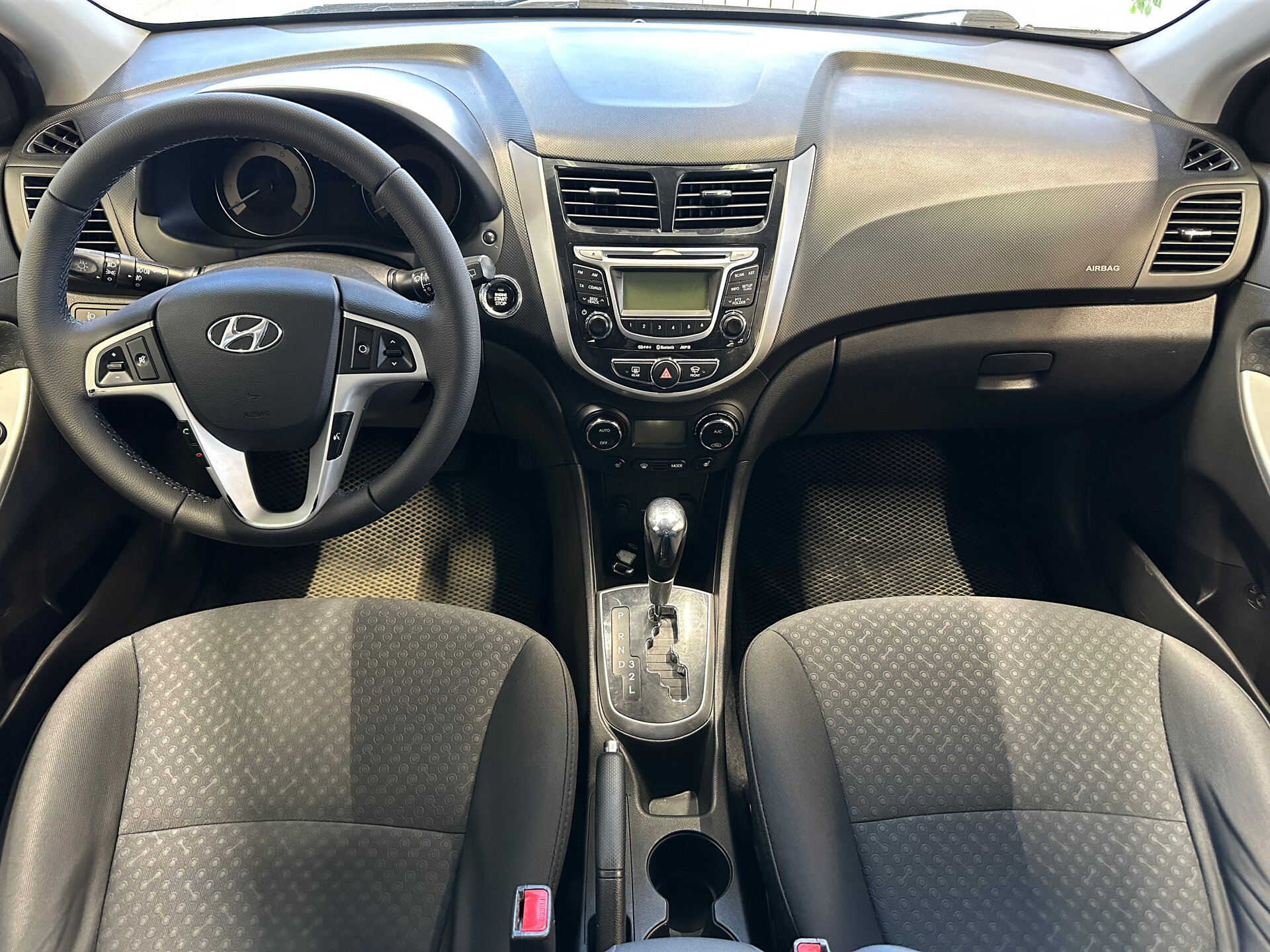 Hyundai Solaris, I 2012 Hyundai Solaris, I 2012