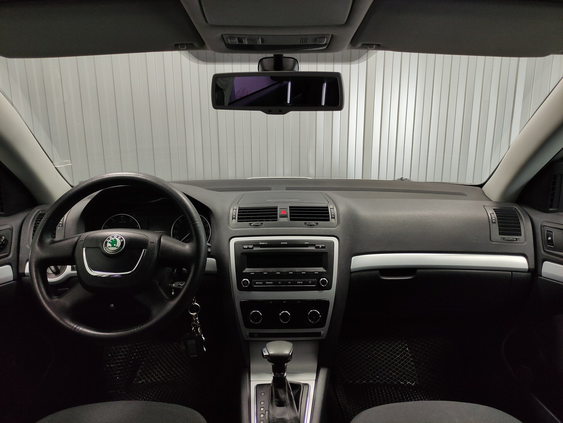 Skoda Octavia, II (A5) Рестайлинг 2011 Skoda Octavia, II (A5) Рестайлинг 2011