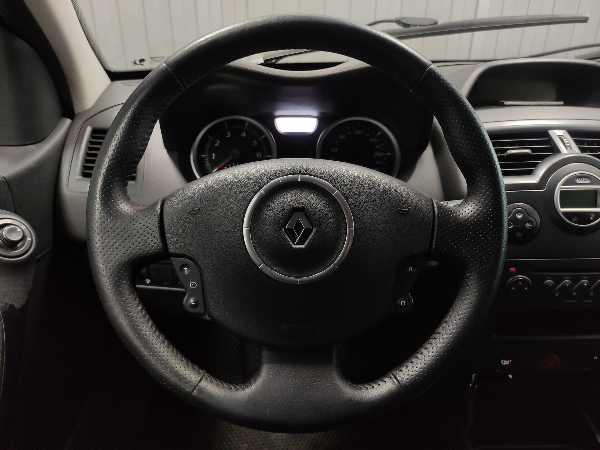 Renault Megane, II Рестайлинг 2008 Renault Megane, II Рестайлинг 2008