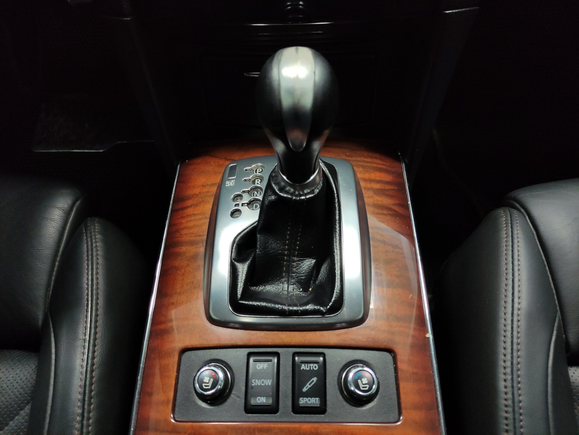 Infiniti FX, II (S51) Рестайлинг 2011 Infiniti FX, II (S51) Рестайлинг 2011