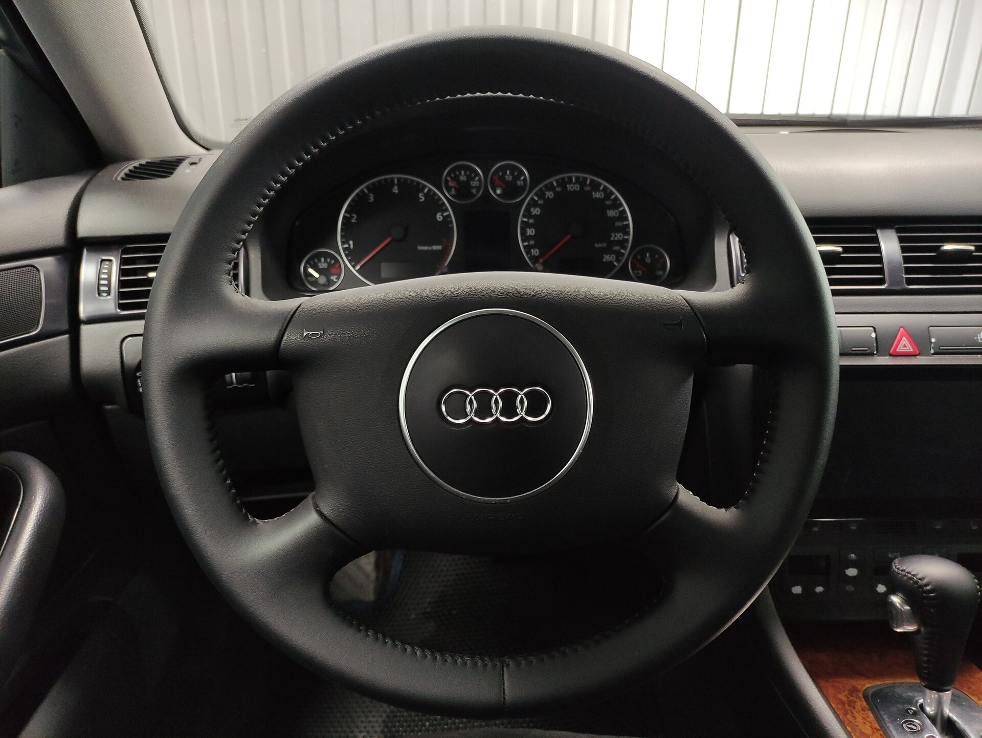 Audi A6, II (C5) Рестайлинг 2002