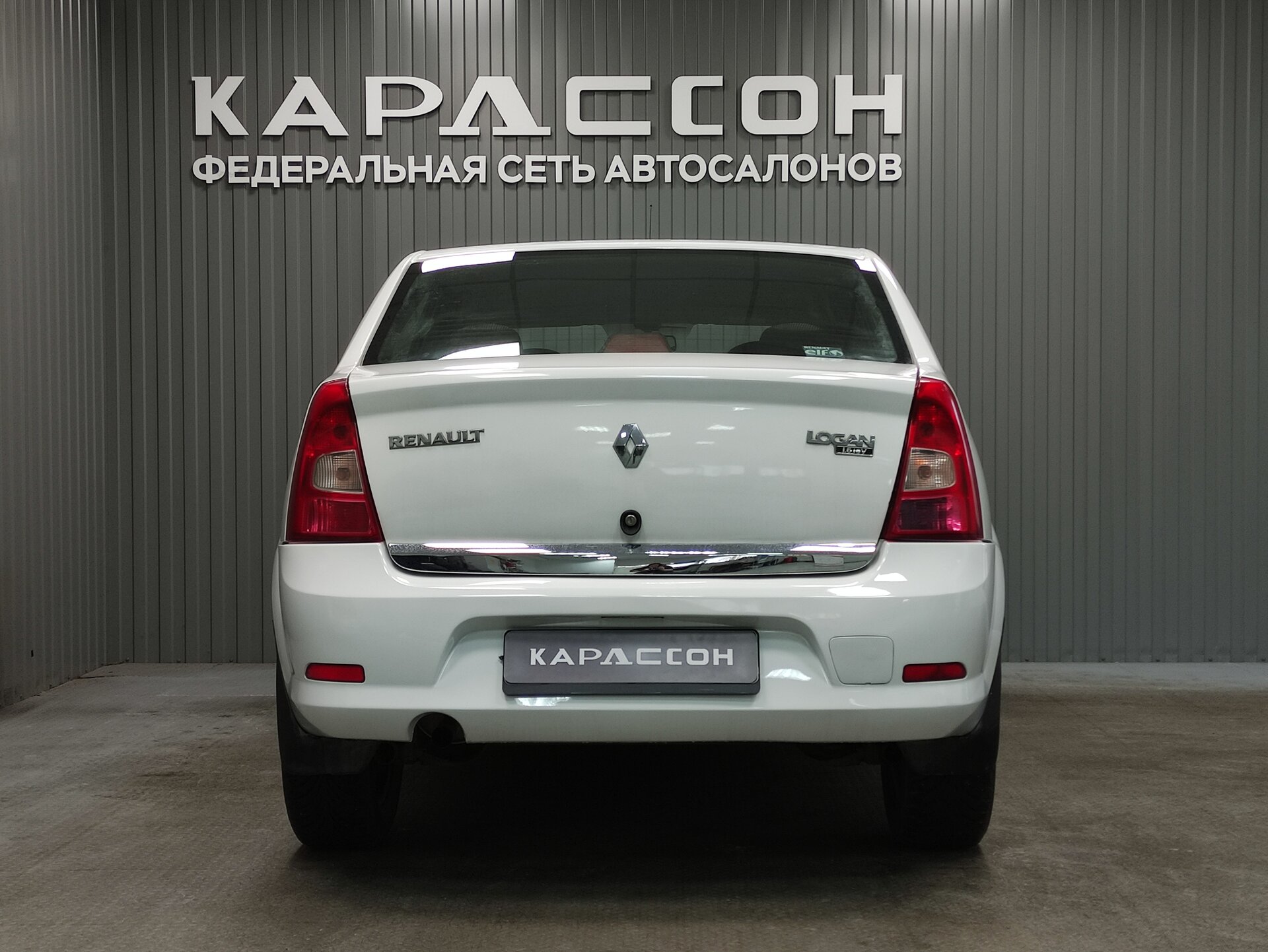 Renault Logan, I Рестайлинг 2013 Renault Logan, I Рестайлинг 2013