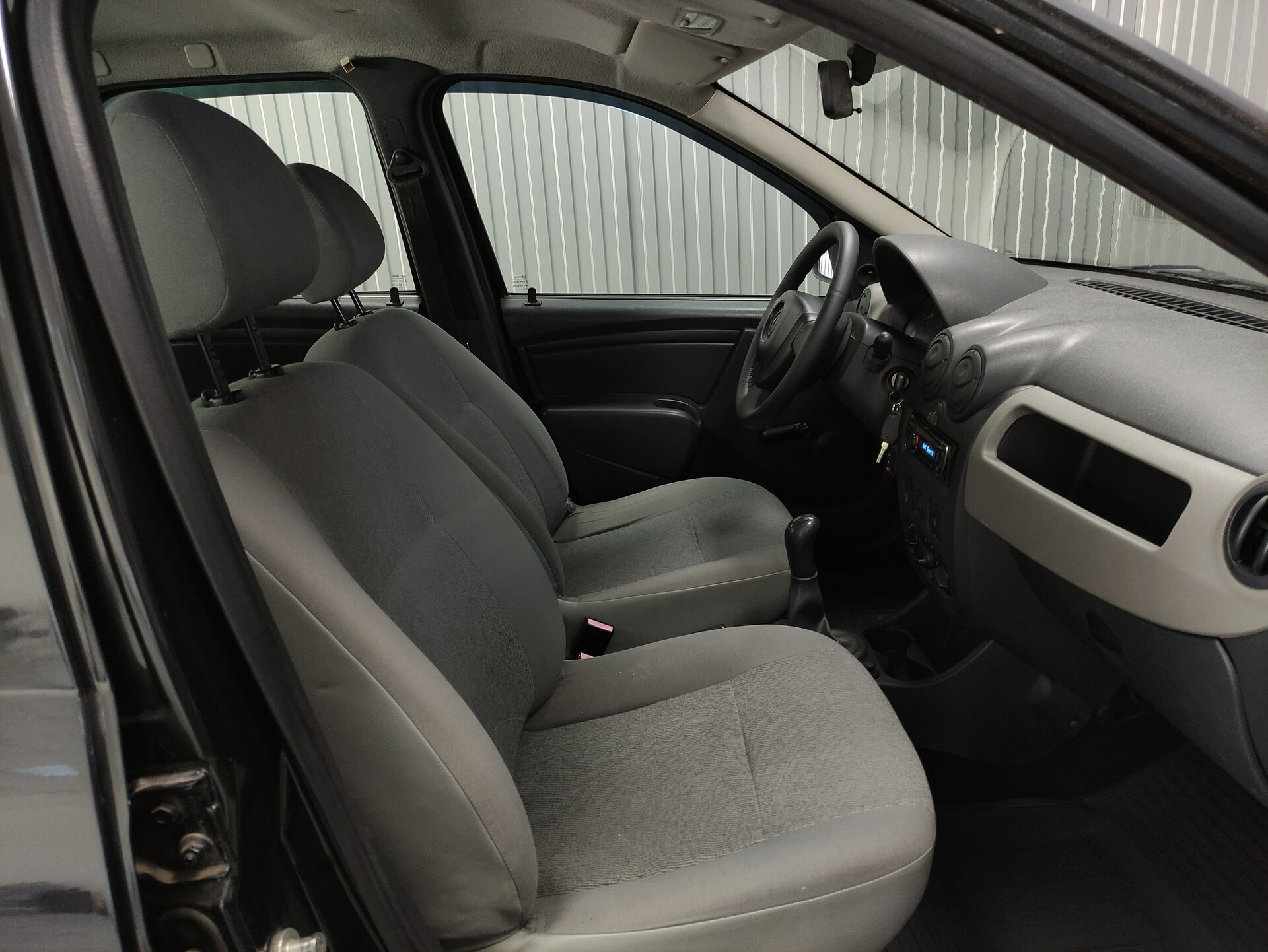 Renault Logan, I Рестайлинг 2015 Renault Logan, I Рестайлинг 2015