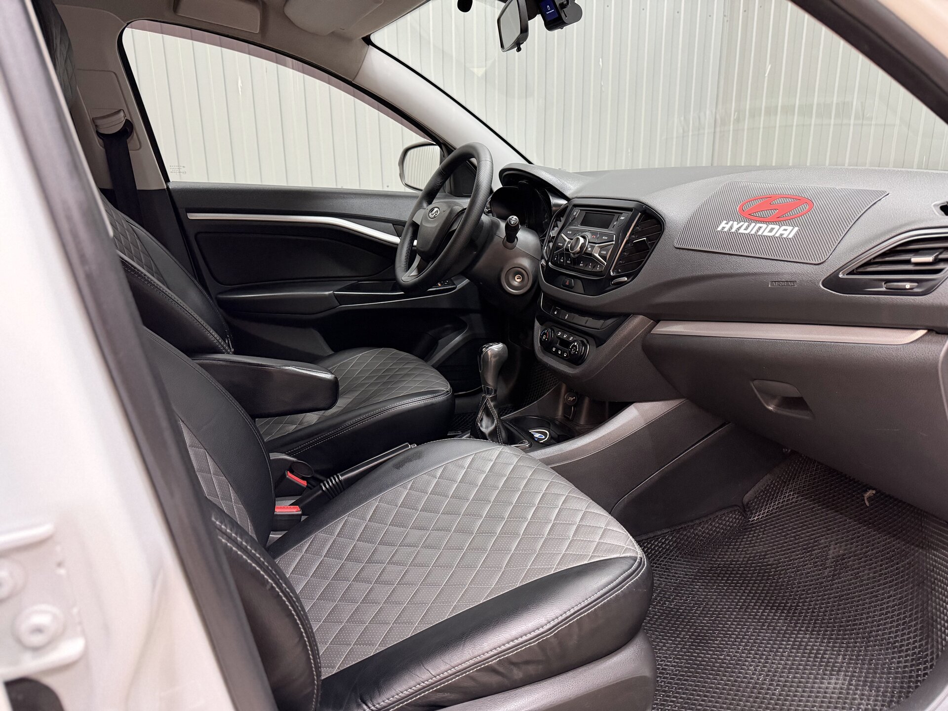 Lada (ВАЗ) Vesta, I 2017 Lada (ВАЗ) Vesta, I 2017