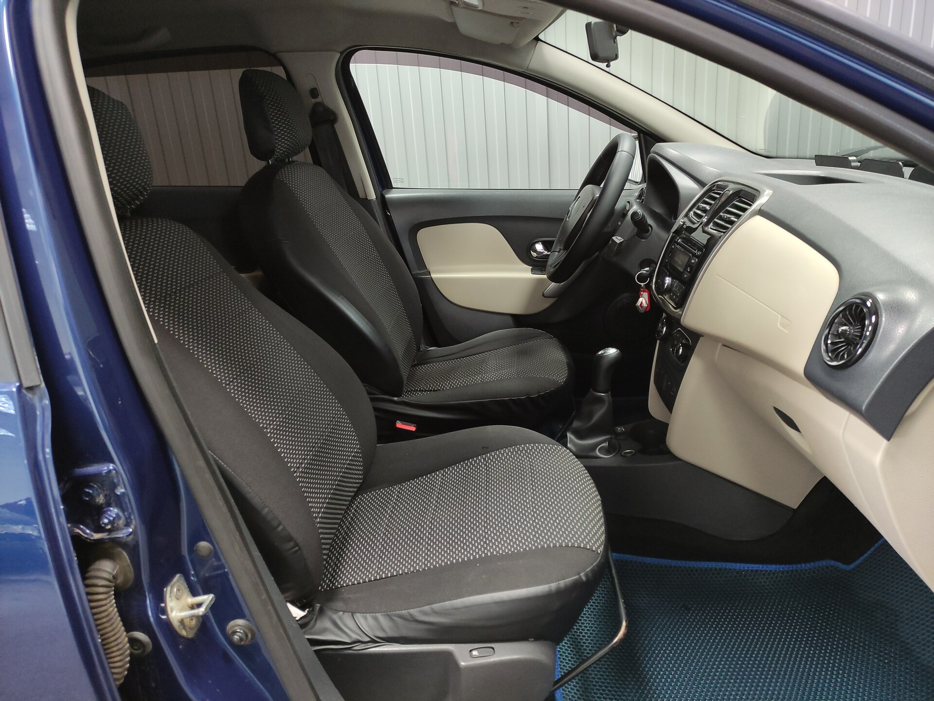 Renault Logan, II 2014 Renault Logan, II 2014