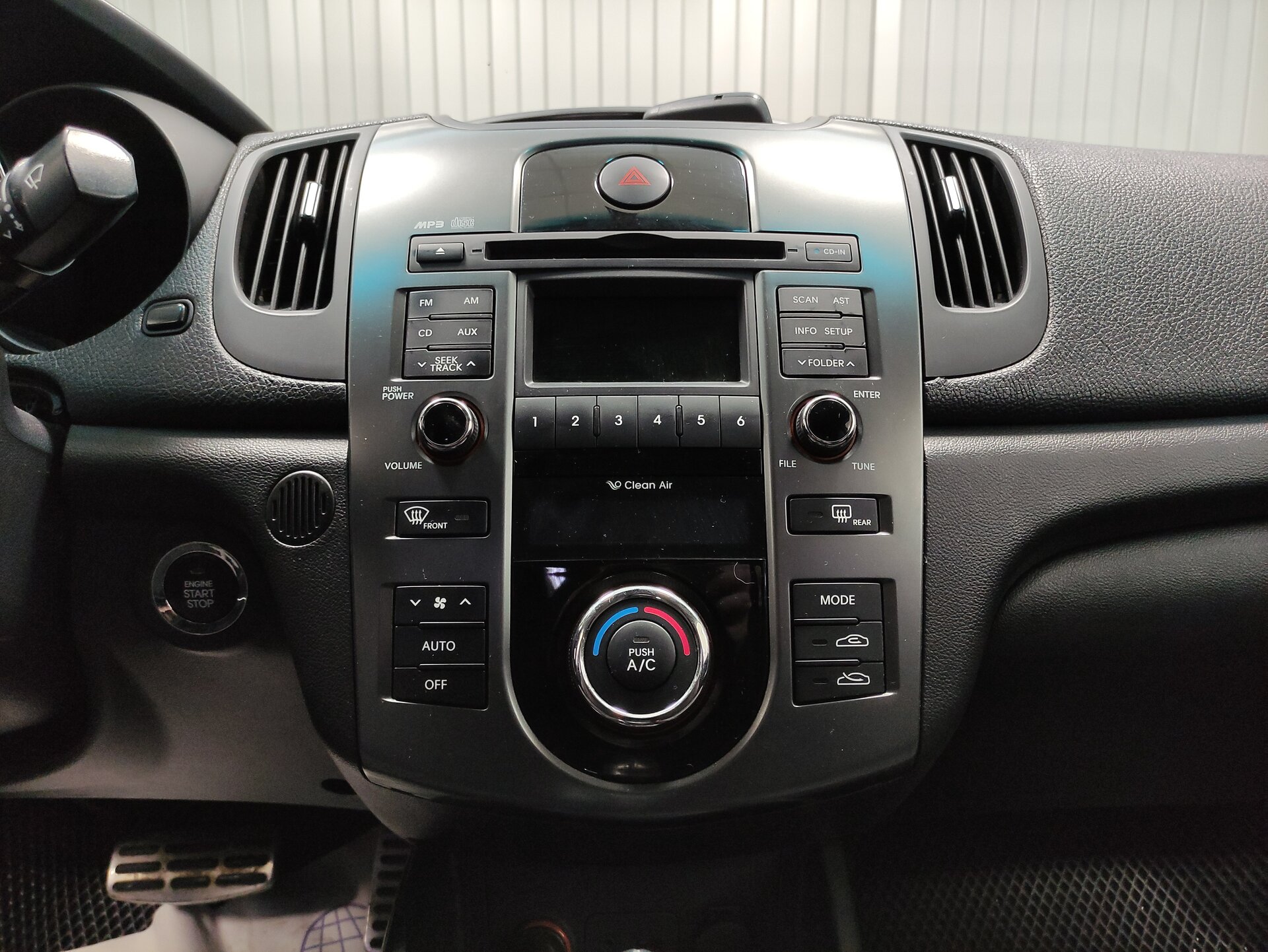 Kia Cerato, II 2013 Kia Cerato, II 2013