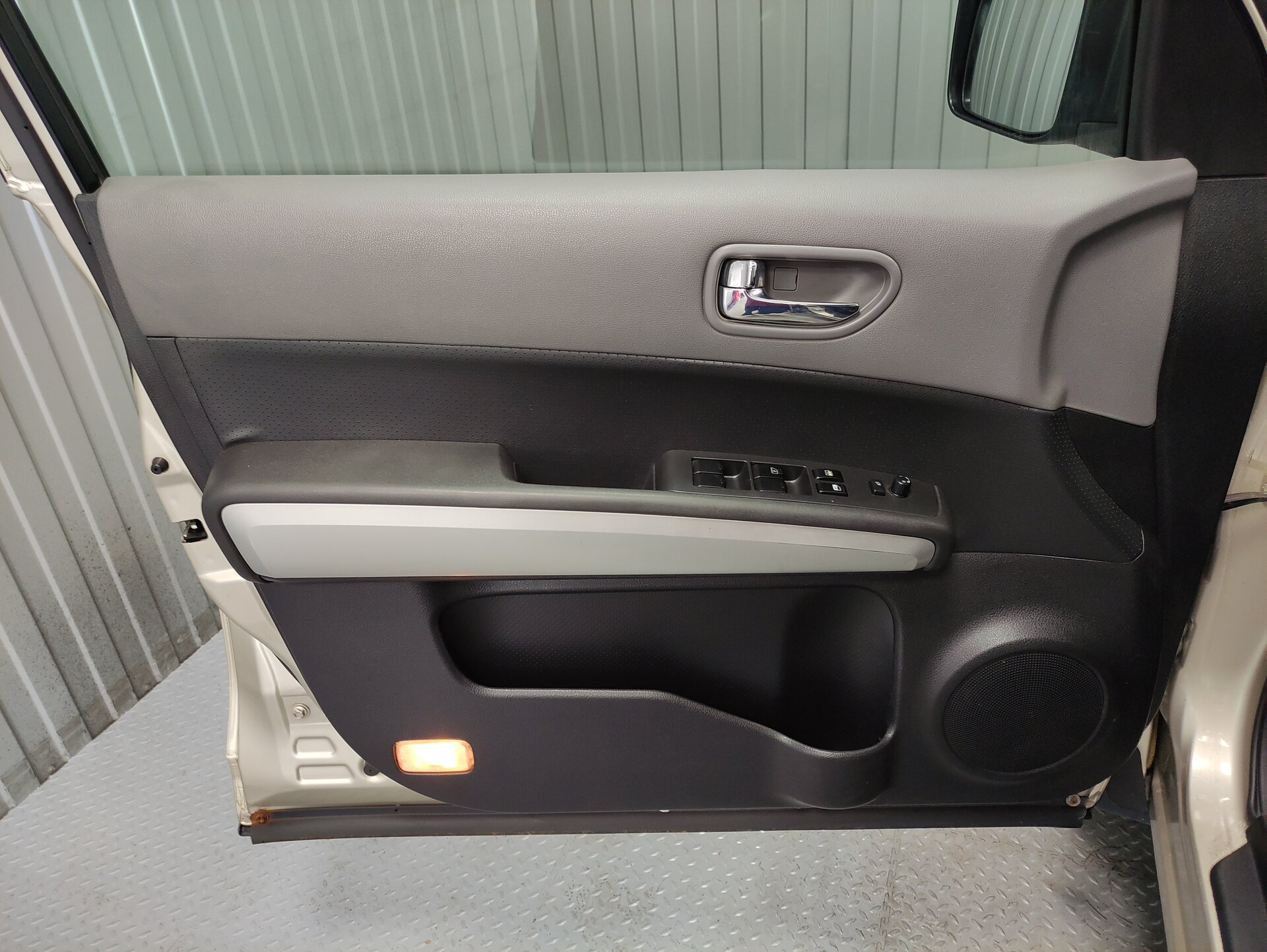 Nissan X-Trail, II 2008 Nissan X-Trail, II 2008