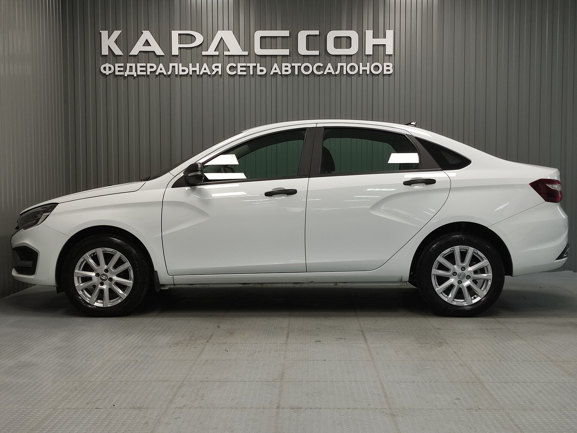 Lada (ВАЗ) Vesta, I Рестайлинг (NG) 2023 Lada (ВАЗ) Vesta, I Рестайлинг (NG) 2023