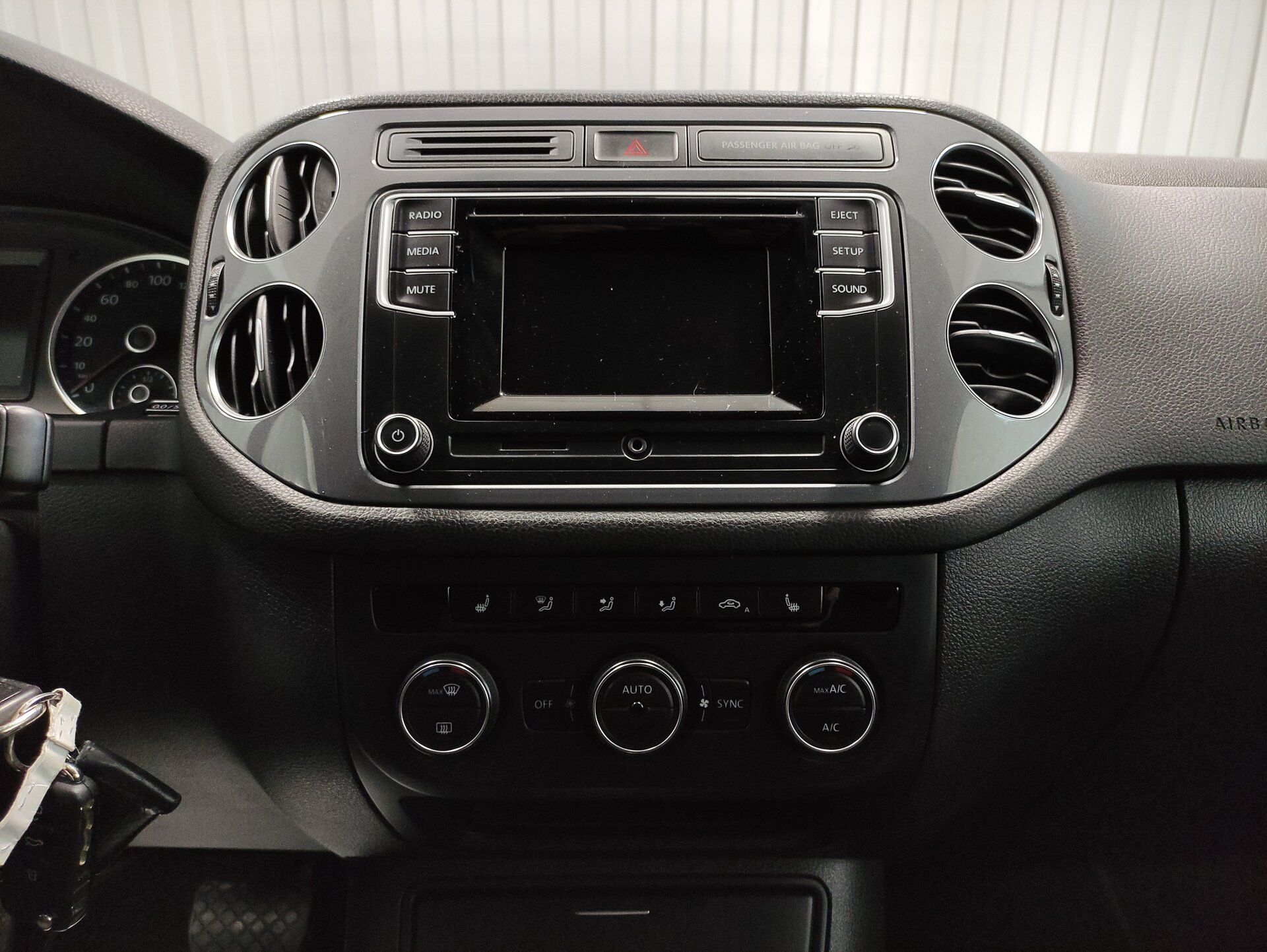 Volkswagen Tiguan, I Рестайлинг 2015 Volkswagen Tiguan, I Рестайлинг 2015