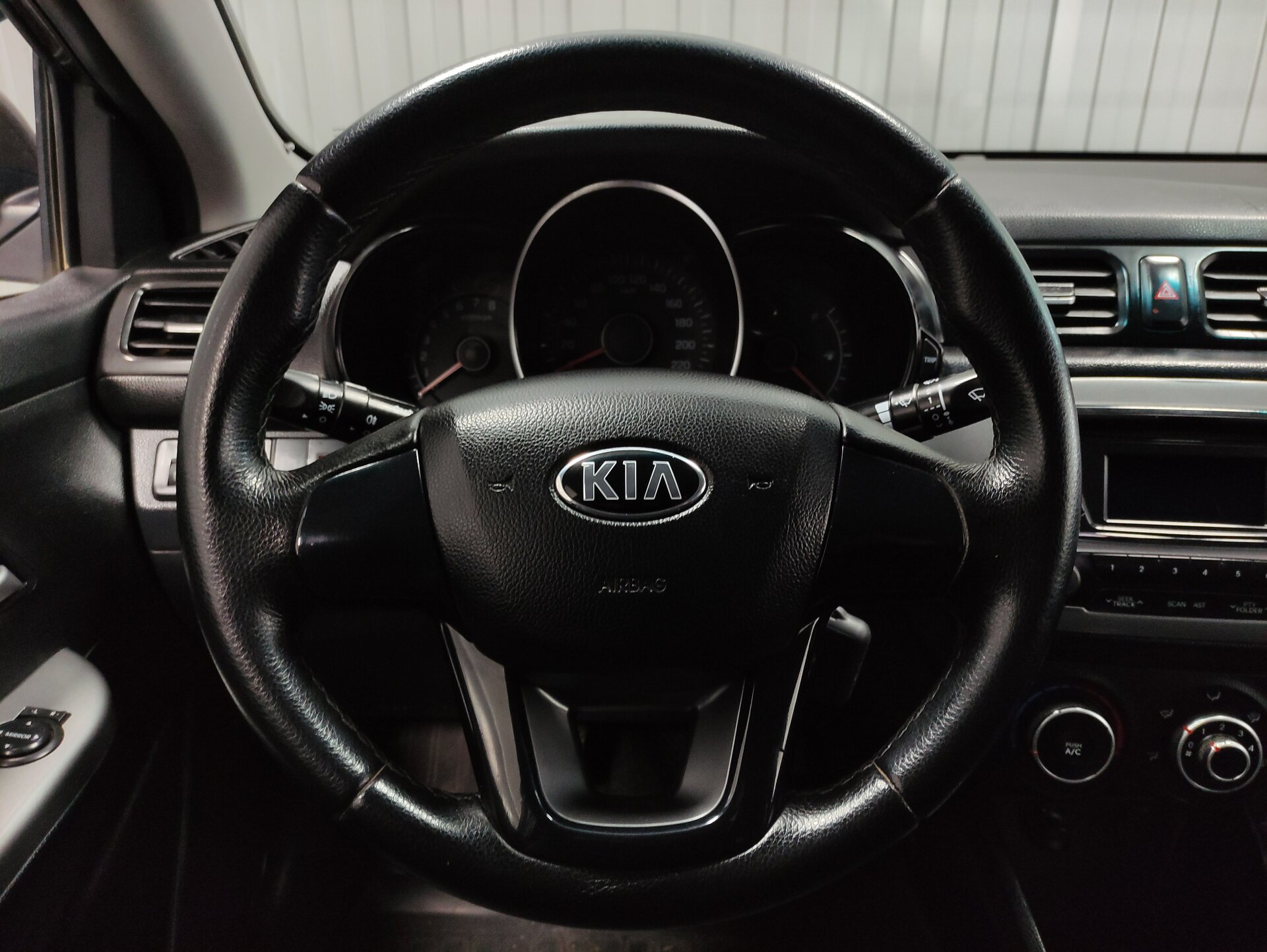 Kia Rio, III 2015