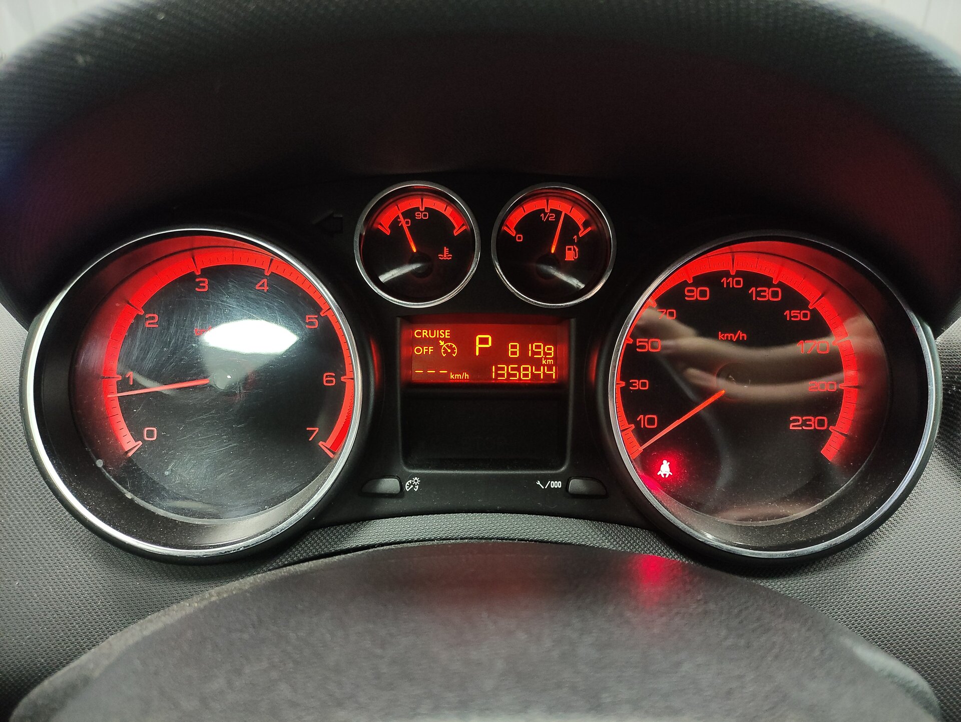 Peugeot 308, I Рестайлинг 2012 Peugeot 308, I Рестайлинг 2012