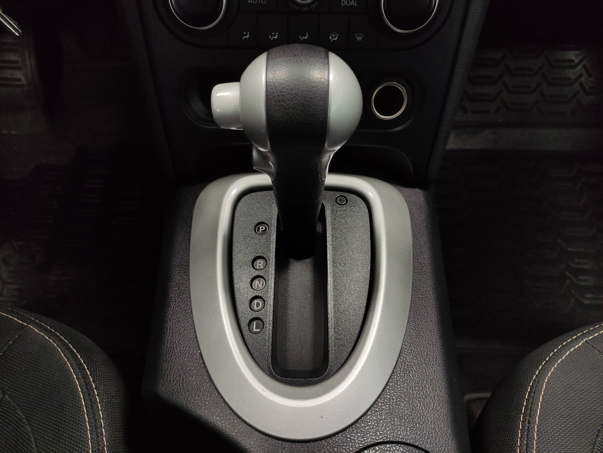 Nissan Qashqai, I Рестайлинг 2012 Nissan Qashqai, I Рестайлинг 2012