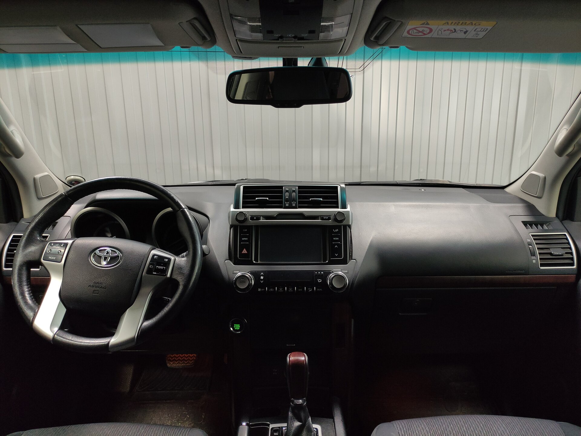 Toyota Land Cruiser Prado, 150 Series Рестайлинг 1 2013 Toyota Land Cruiser Prado, 150 Series Рестайлинг 1 2013