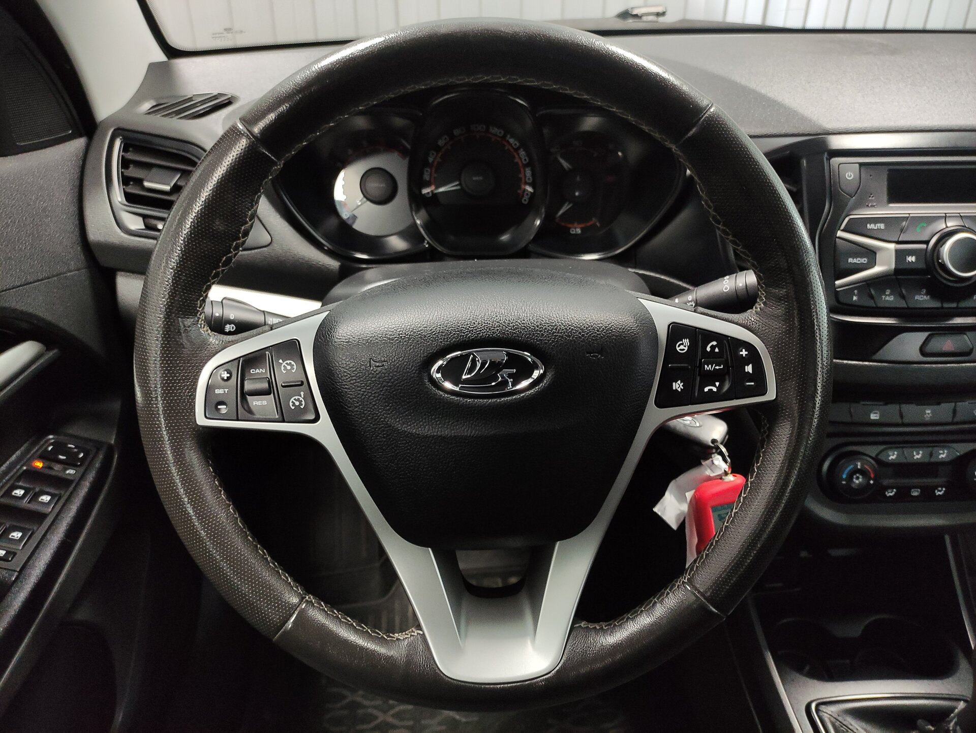 Lada (ВАЗ) Vesta, I 2021