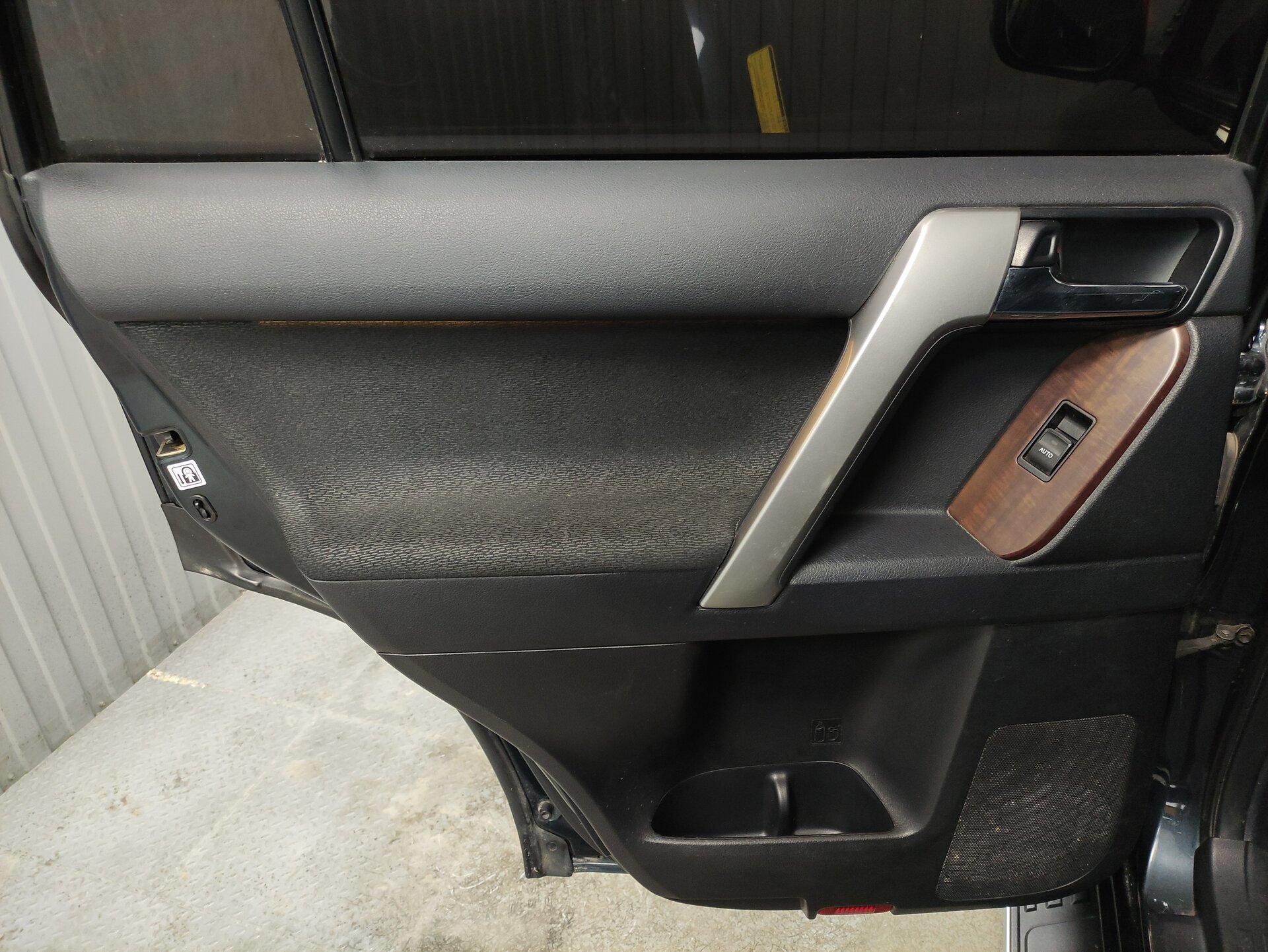 Toyota Land Cruiser Prado, 150 Series Рестайлинг 1 2013 Toyota Land Cruiser Prado, 150 Series Рестайлинг 1 2013