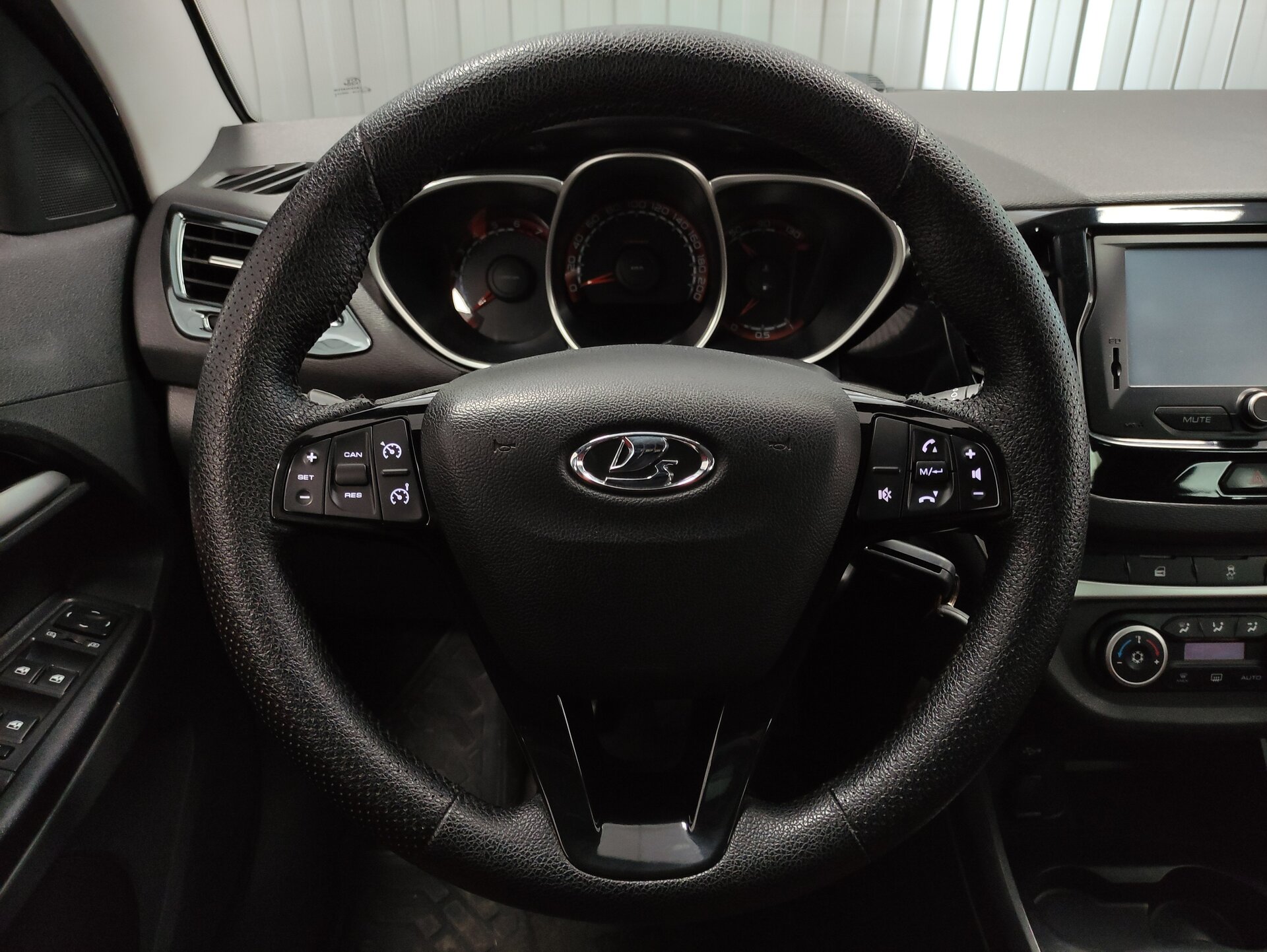 Lada (ВАЗ) Vesta, I 2019 Lada (ВАЗ) Vesta, I 2019