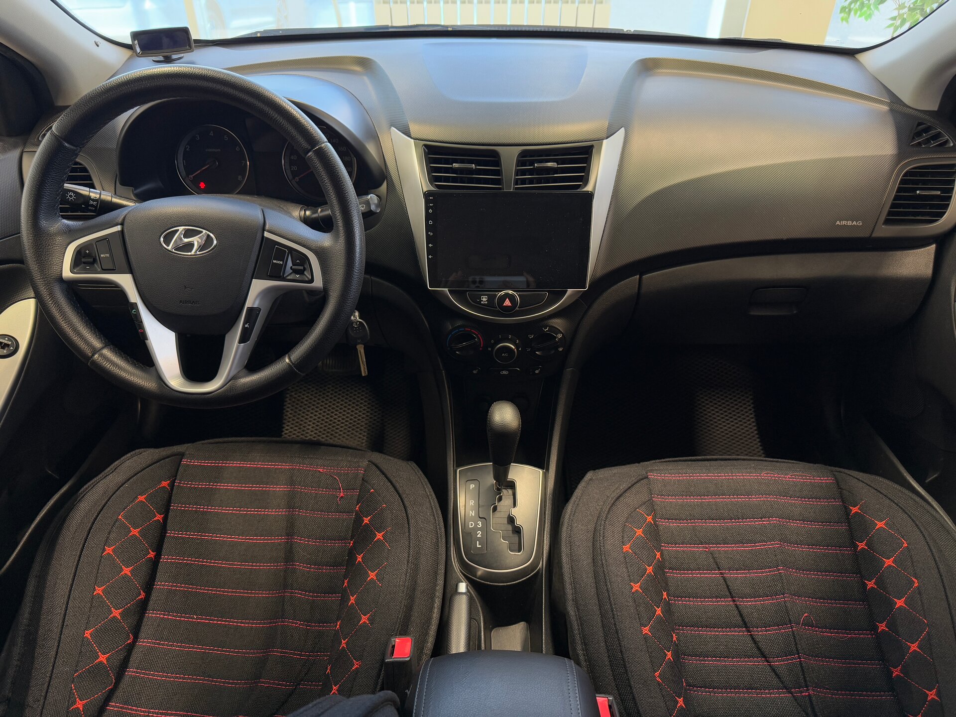 Hyundai Solaris, I Рестайлинг 2014 Hyundai Solaris, I Рестайлинг 2014