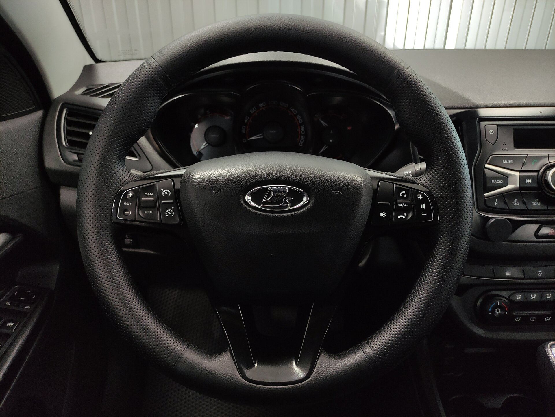 Lada (ВАЗ) Vesta, I 2020 Lada (ВАЗ) Vesta, I 2020