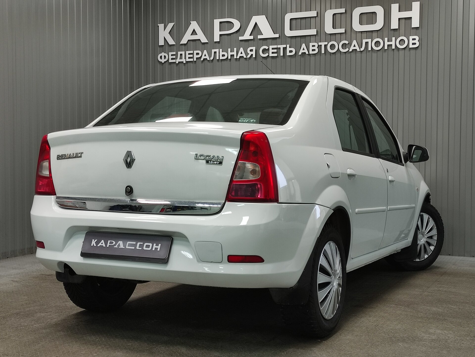 Renault Logan, I Рестайлинг 2013 Renault Logan, I Рестайлинг 2013