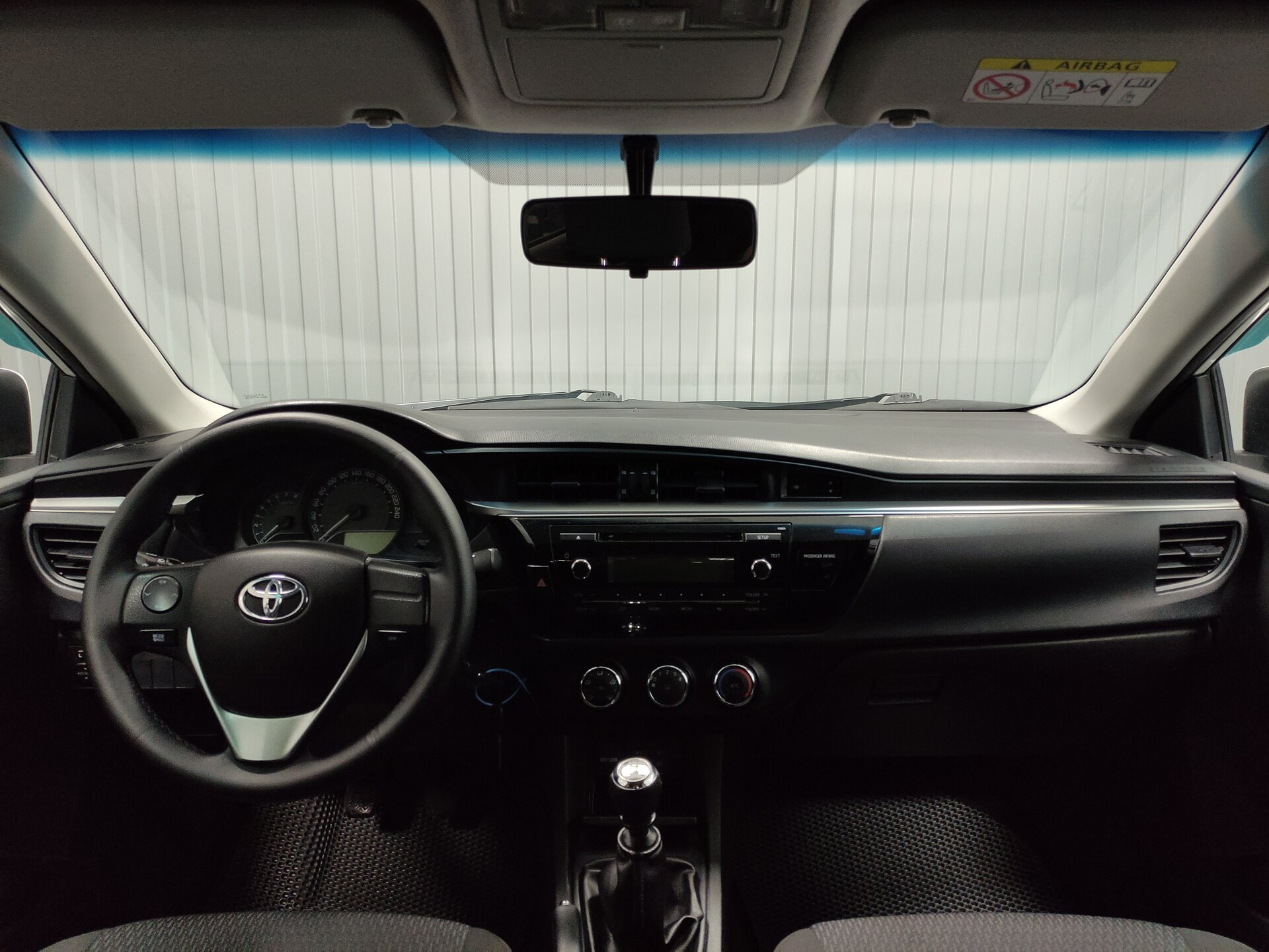 Toyota Corolla, XI (E160, E170, E180) 2013