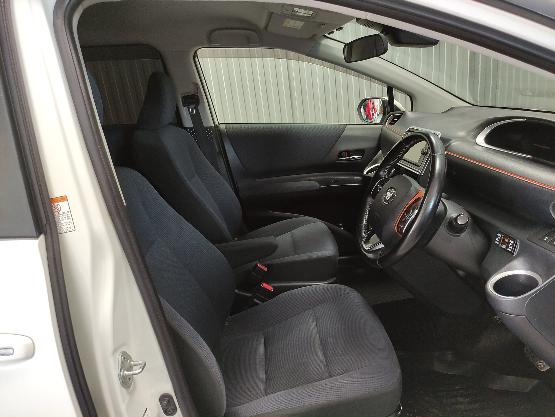 Toyota Sienta, II 2017