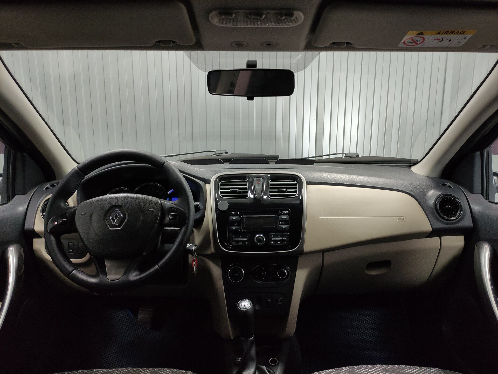 Renault Logan, II 2014 Renault Logan, II 2014