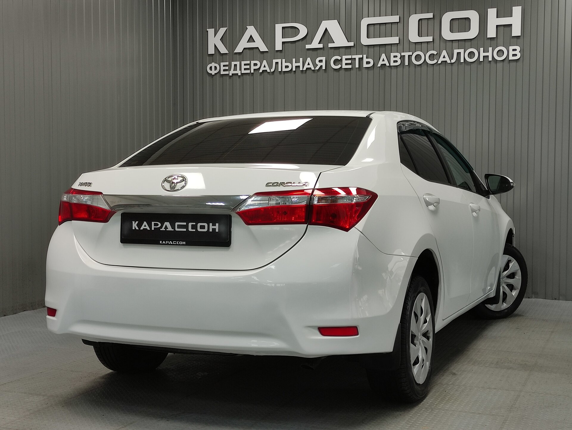 Toyota Corolla, XI (E160, E170, E180) 2013