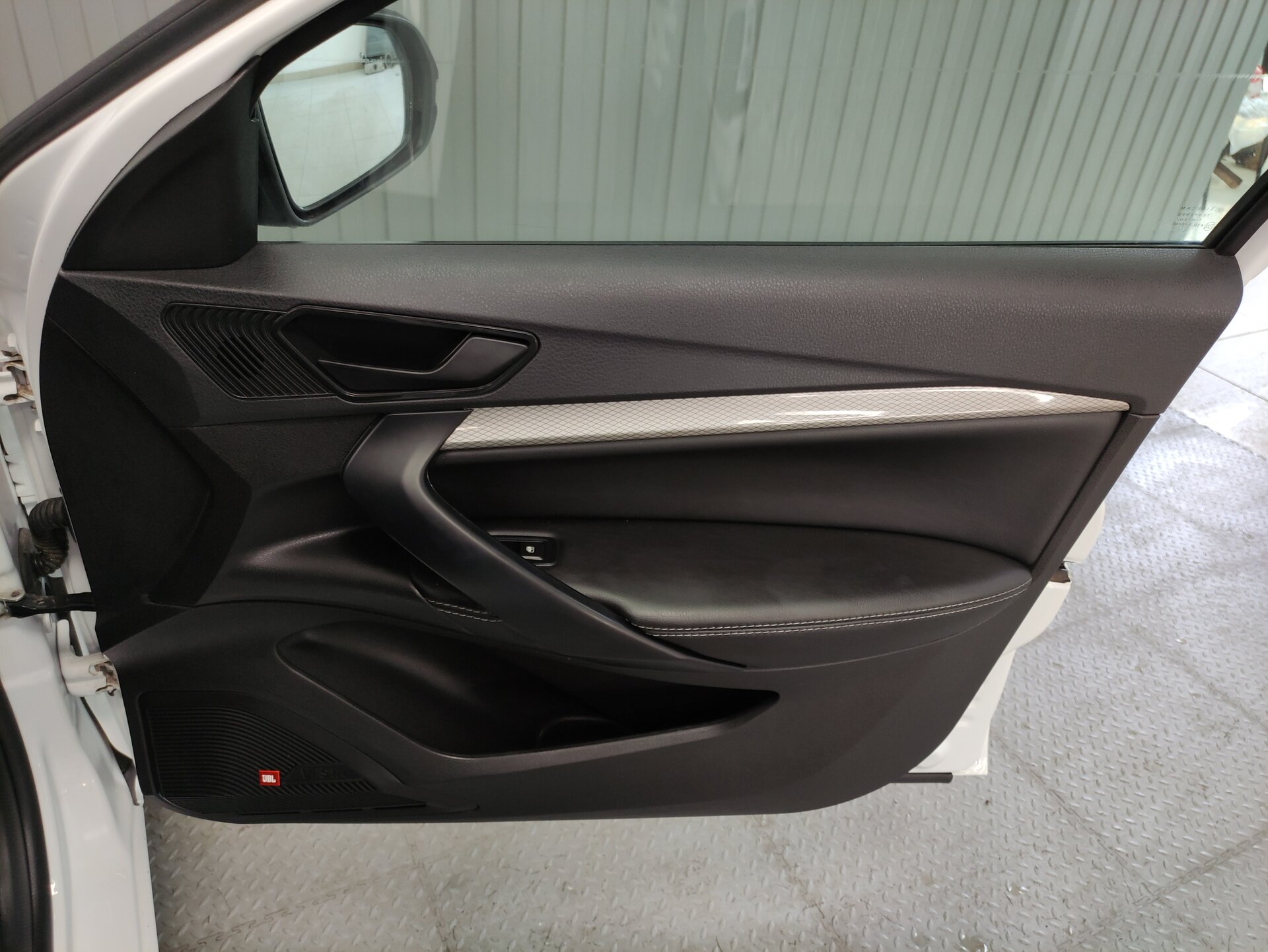 Lada (ВАЗ) Vesta, I Рестайлинг (NG) 2023 Lada (ВАЗ) Vesta, I Рестайлинг (NG) 2023