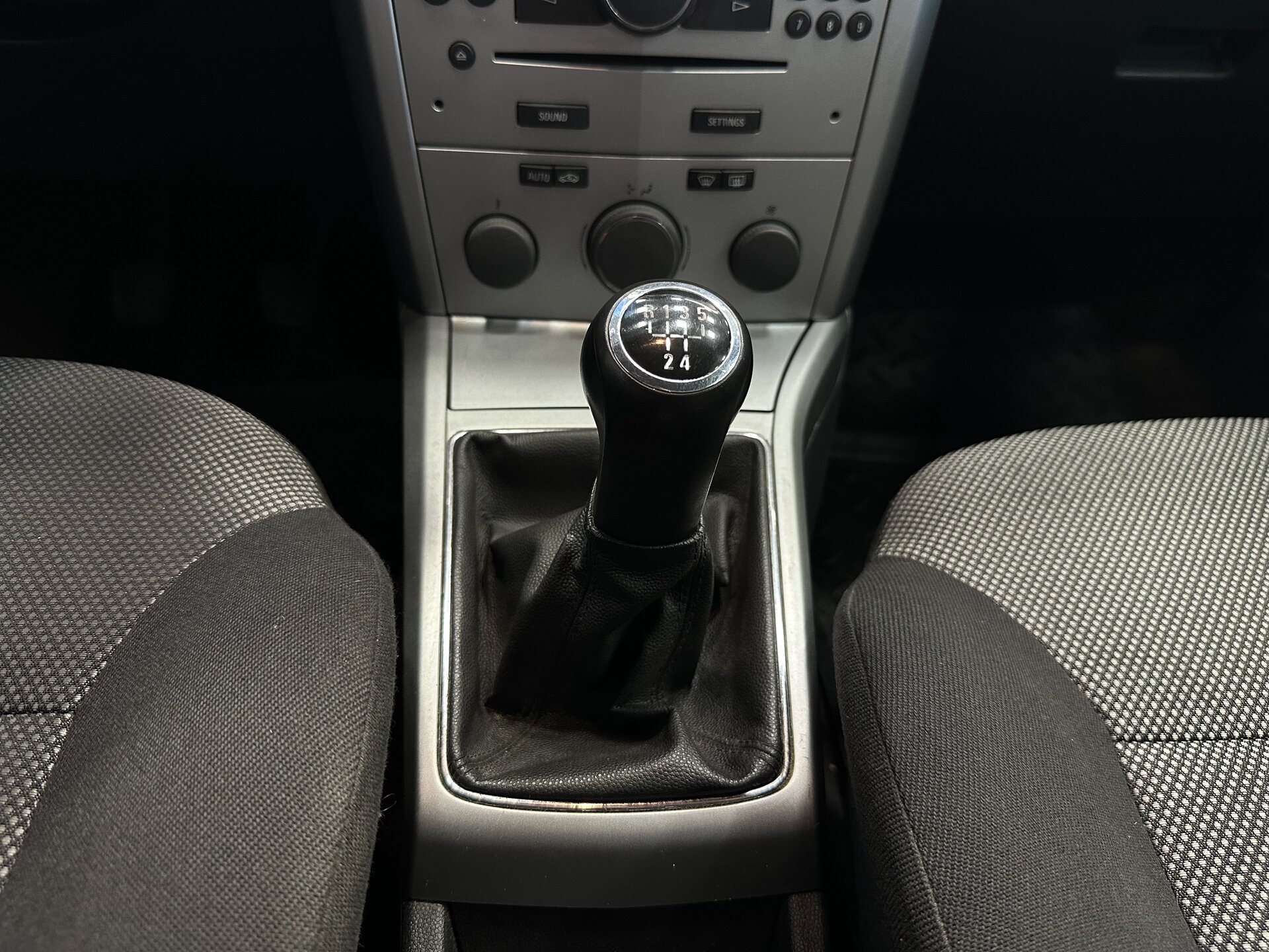 Opel Astra, H Рестайлинг 2011 Opel Astra, H Рестайлинг 2011
