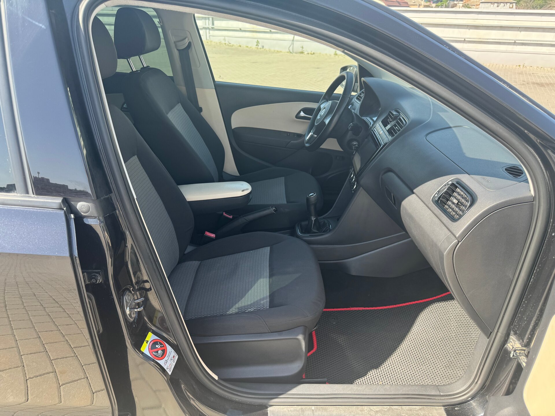 Volkswagen Polo, V 2011 Volkswagen Polo, V 2011