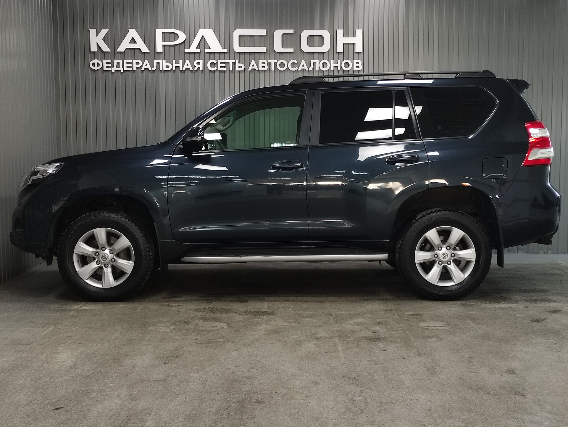 Toyota Land Cruiser Prado, 150 Series Рестайлинг 1 2013 Toyota Land Cruiser Prado, 150 Series Рестайлинг 1 2013