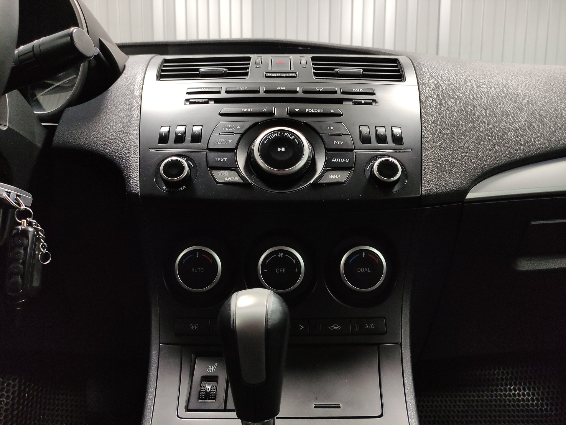 Mazda 3, II (BL) Рестайлинг 2012 Mazda 3, II (BL) Рестайлинг 2012