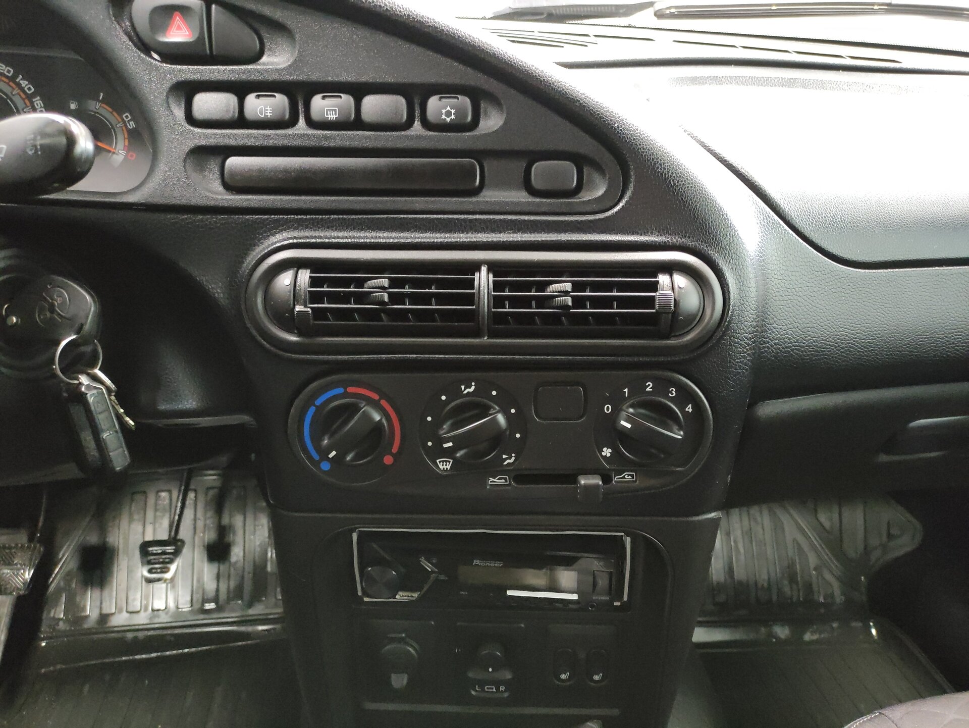 Lada (ВАЗ) Niva Travel, I 2022 Lada (ВАЗ) Niva Travel, I 2022